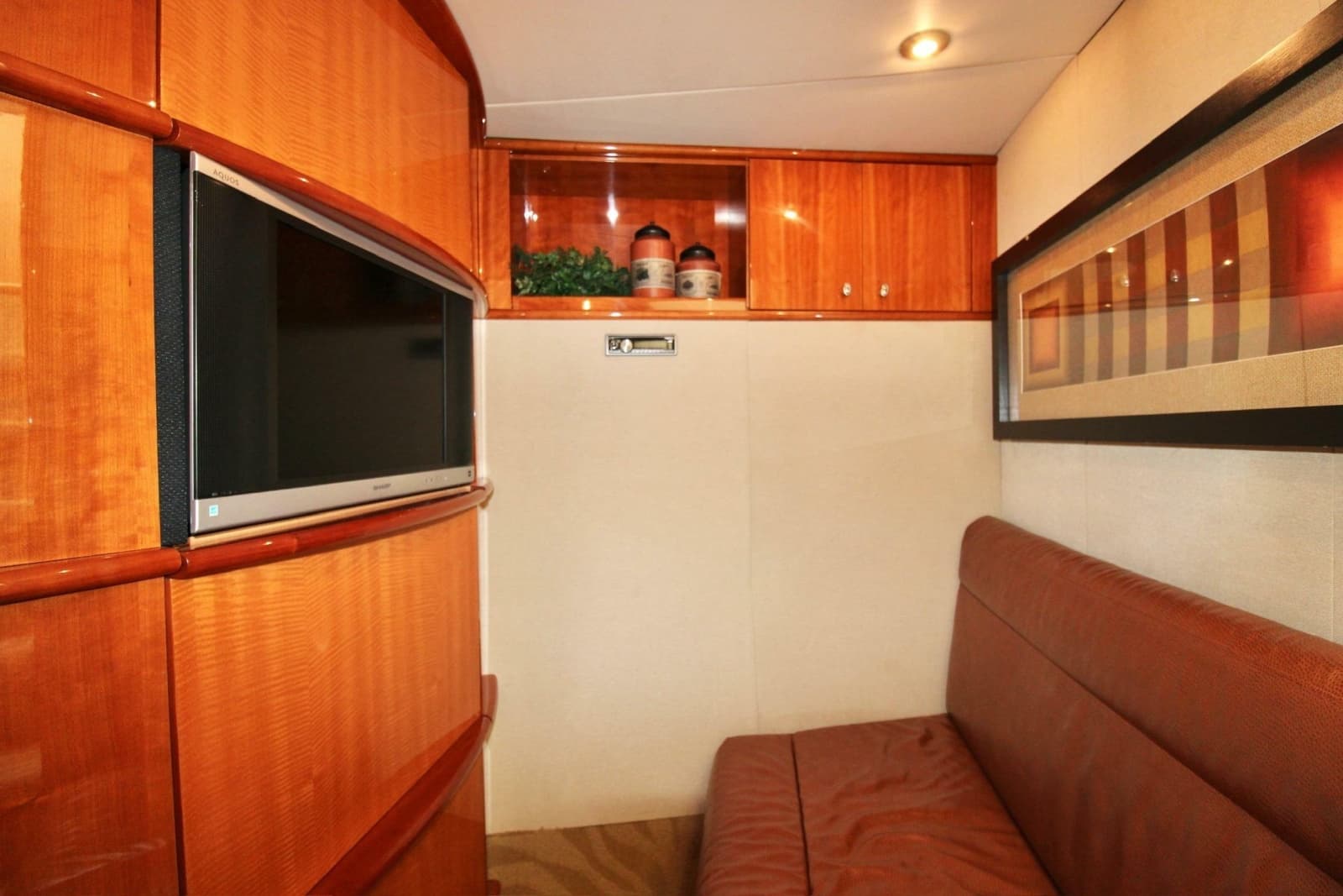 2007 Lazzara Yachts 74 MOTOR YACHT - Photo 60