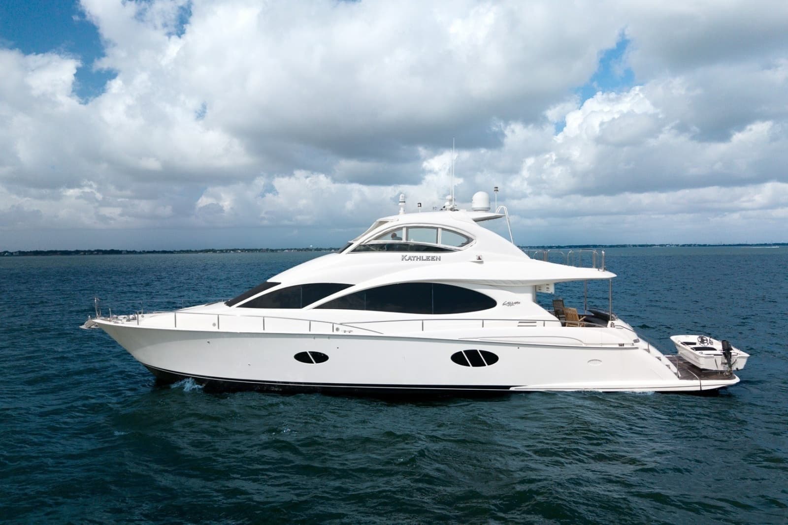 2007 Lazzara Yachts 74 MOTOR YACHT - Photo 2