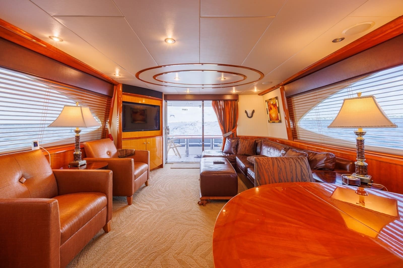 2007 Lazzara Yachts 74 MOTOR YACHT - Photo 11