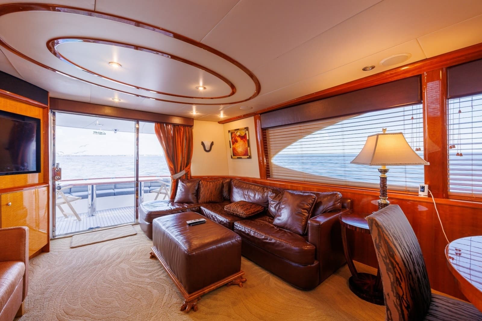 2007 Lazzara Yachts 74 MOTOR YACHT - Photo 18