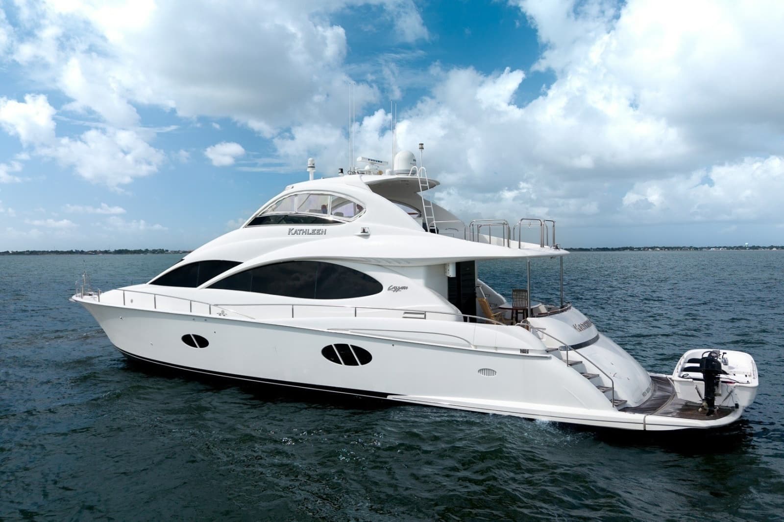 2007 Lazzara Yachts 74 MOTOR YACHT - Photo 4