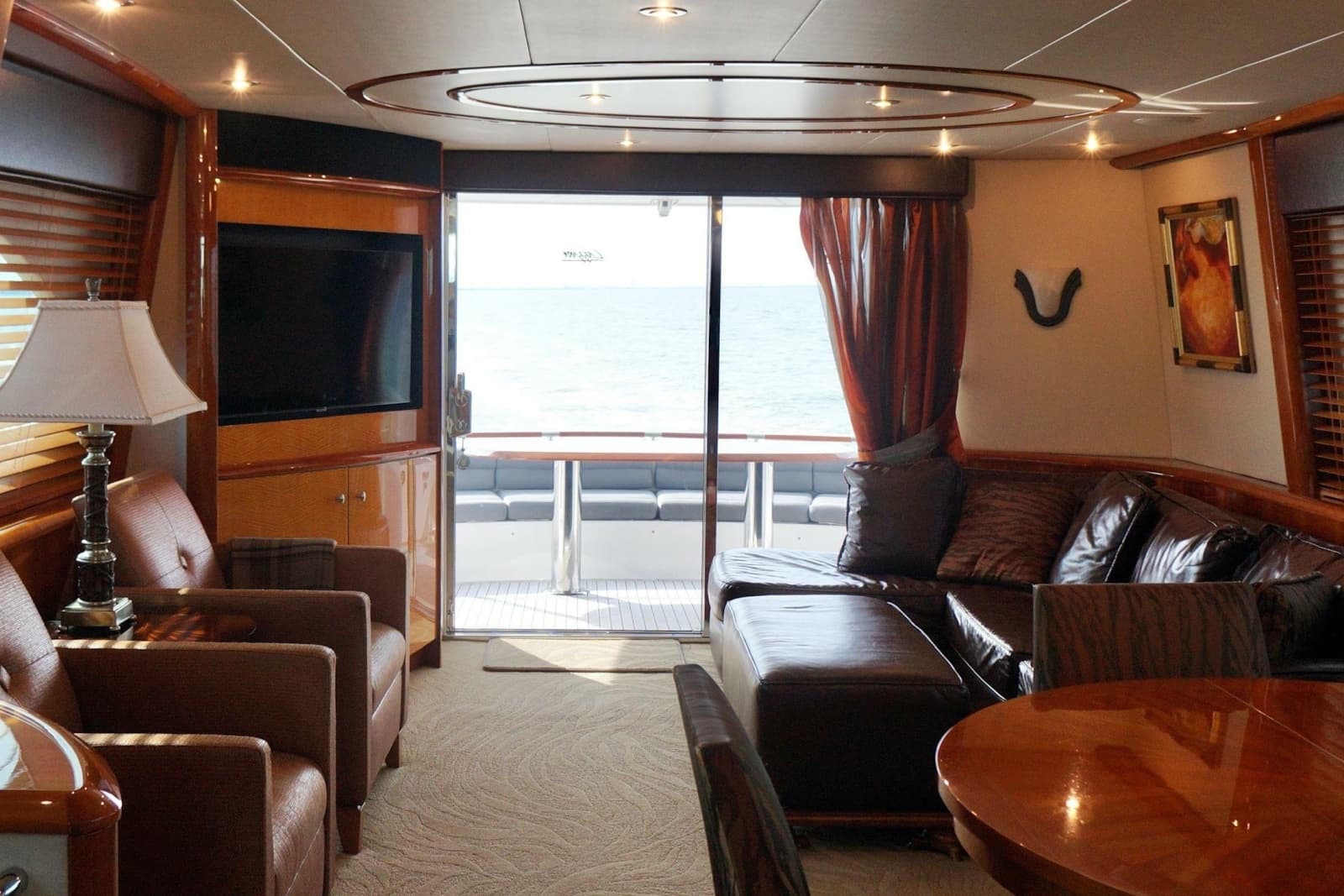 2007 Lazzara Yachts 74 MOTOR YACHT - Photo 15