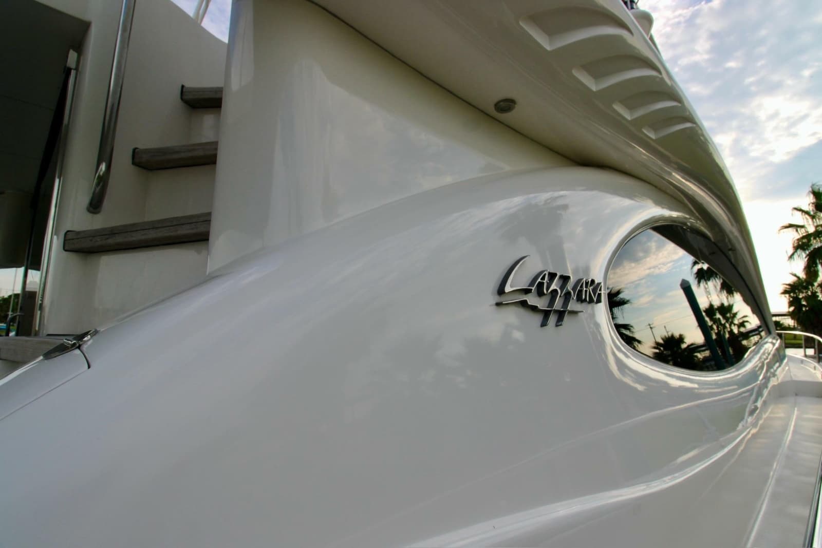2007 Lazzara Yachts 74 MOTOR YACHT - Photo 38
