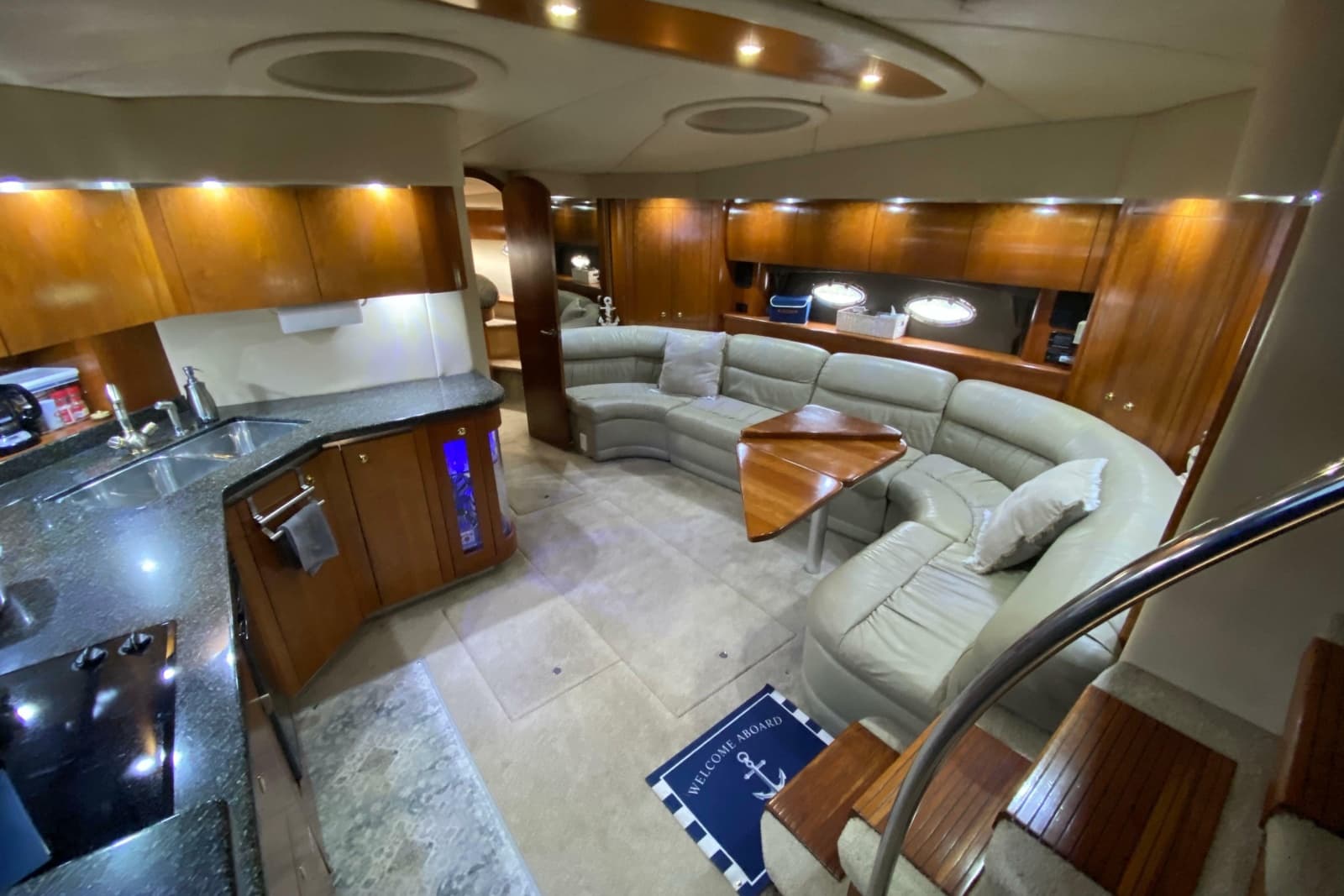 2006 Cruisers Yachts 520 Express - Photo 52