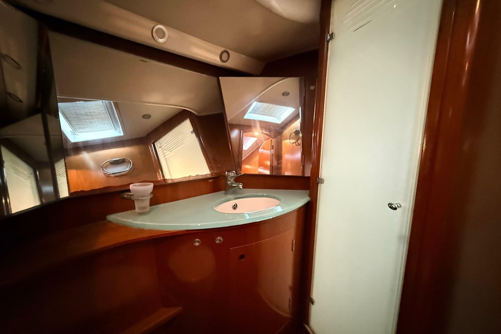 2005 Beneteau 57 - Photo 28