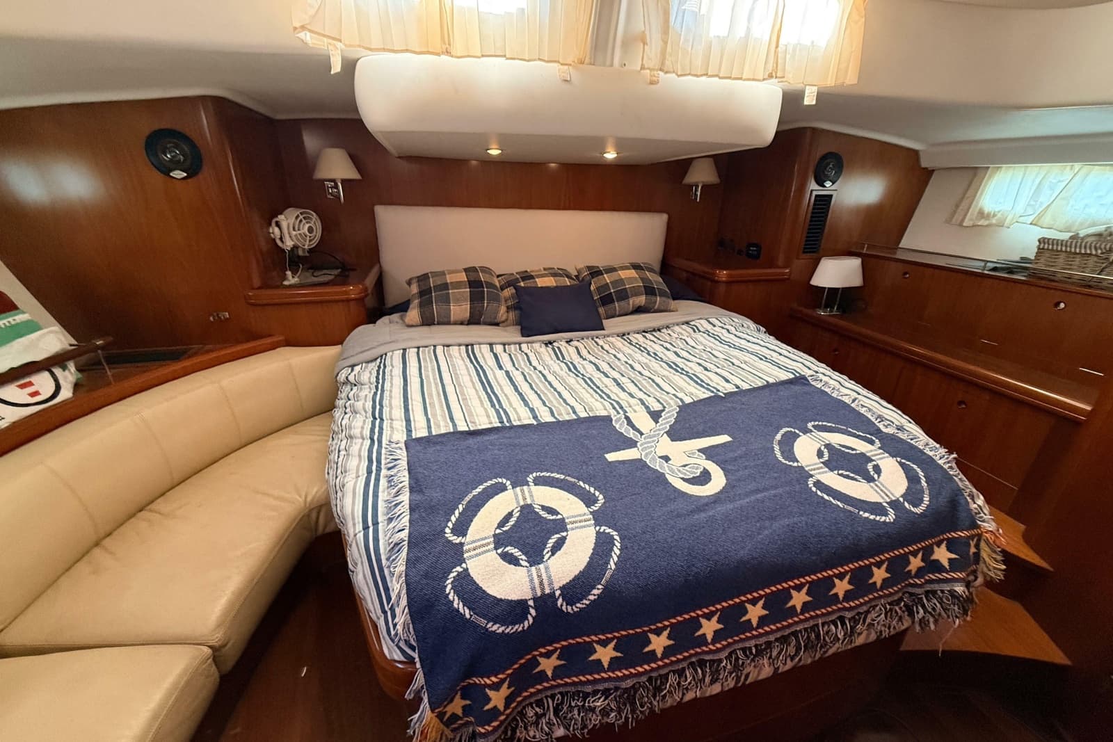 2005 Beneteau 57 - Photo 19
