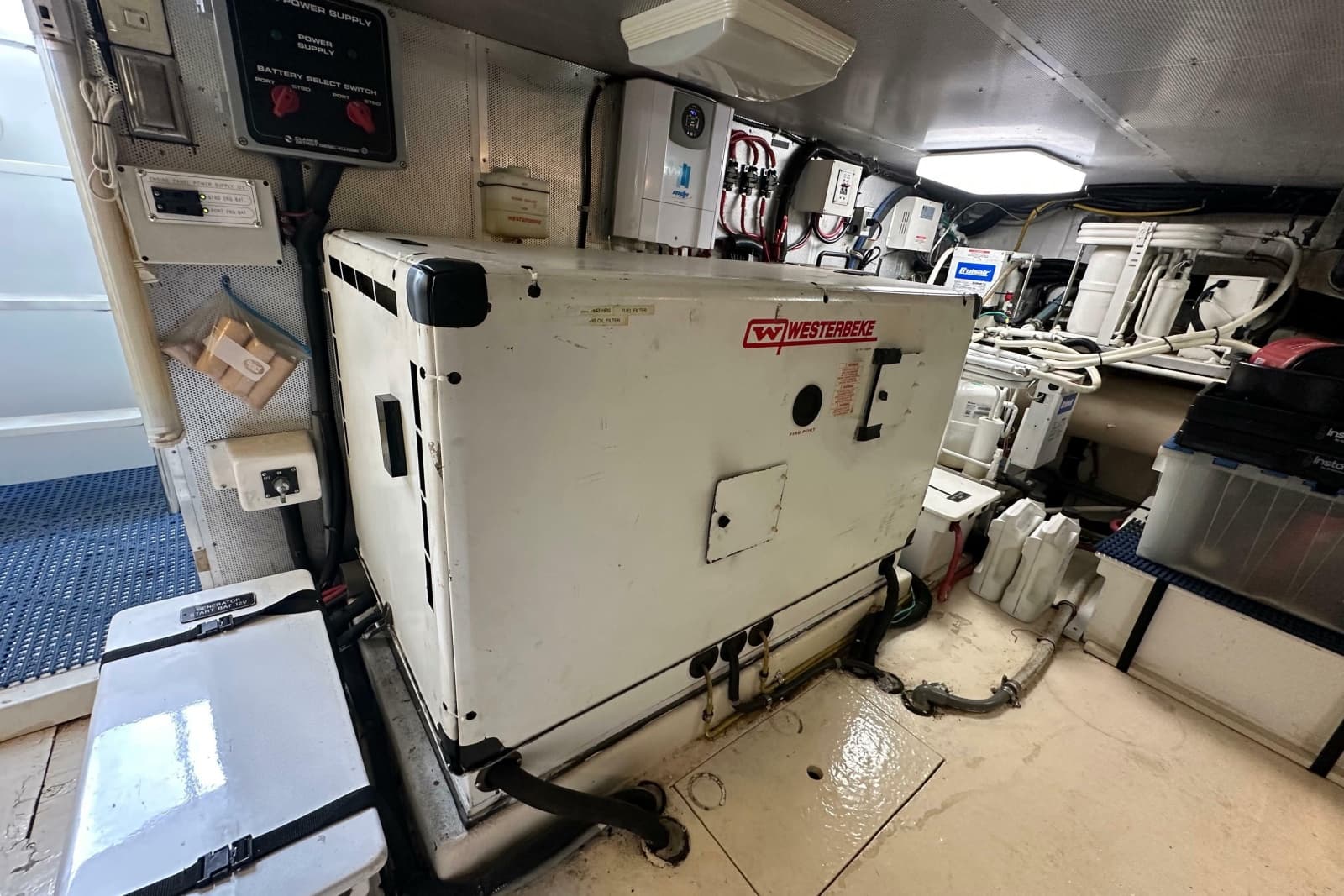 2005 Jefferson Pilothouse 63 - Photo 54