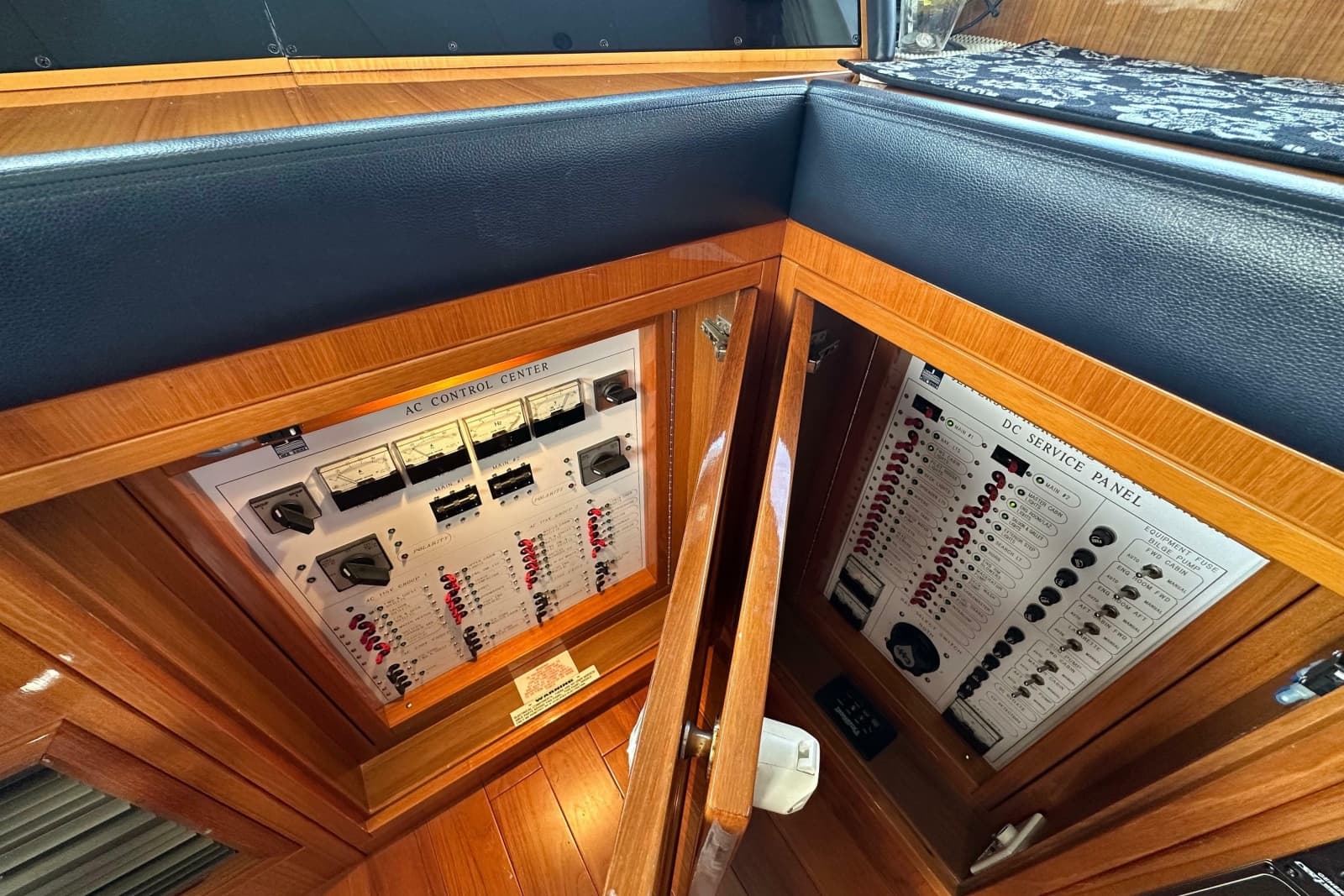 2005 Jefferson Pilothouse 63 - Photo 29