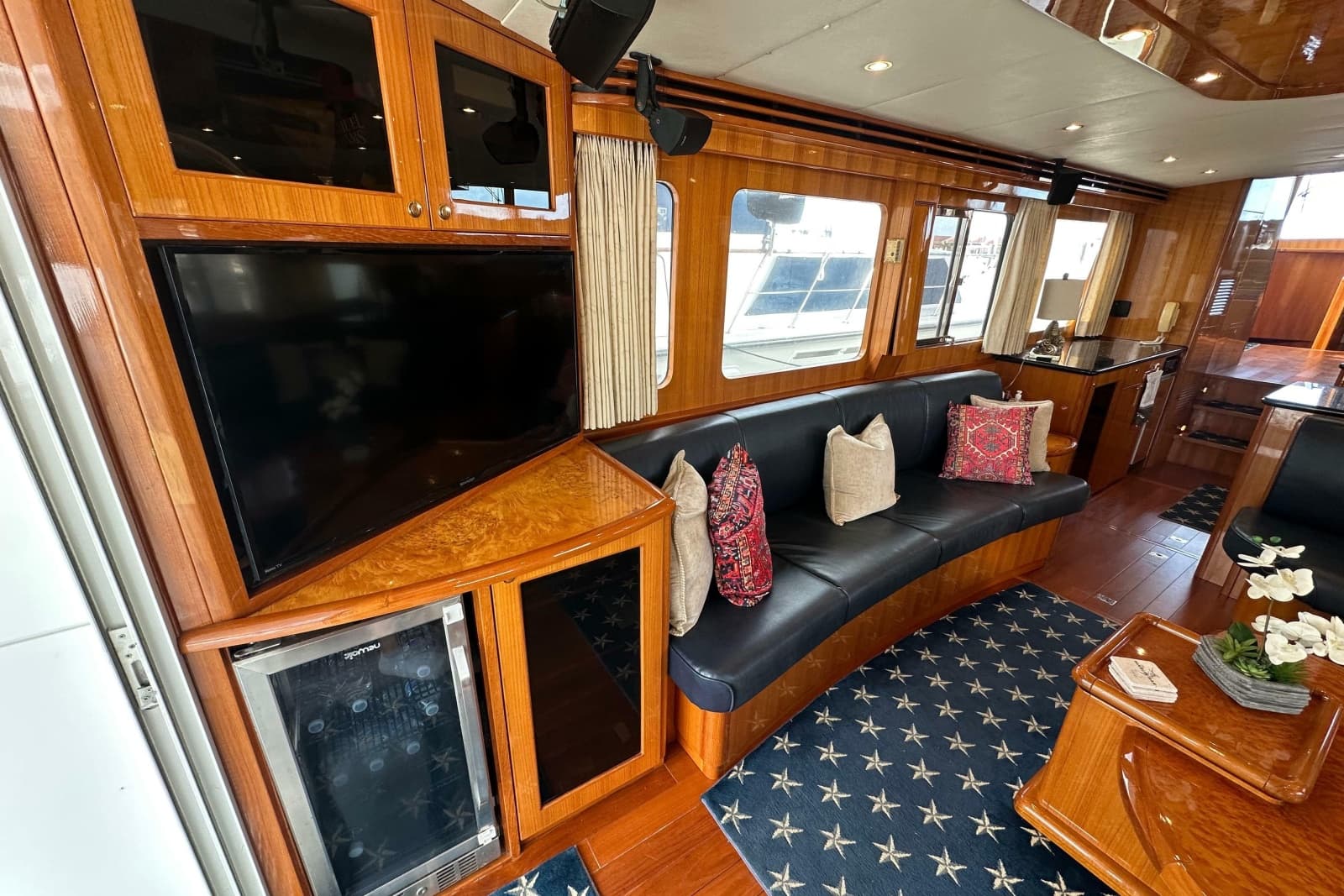 2005 Jefferson Pilothouse 63 - Photo 15