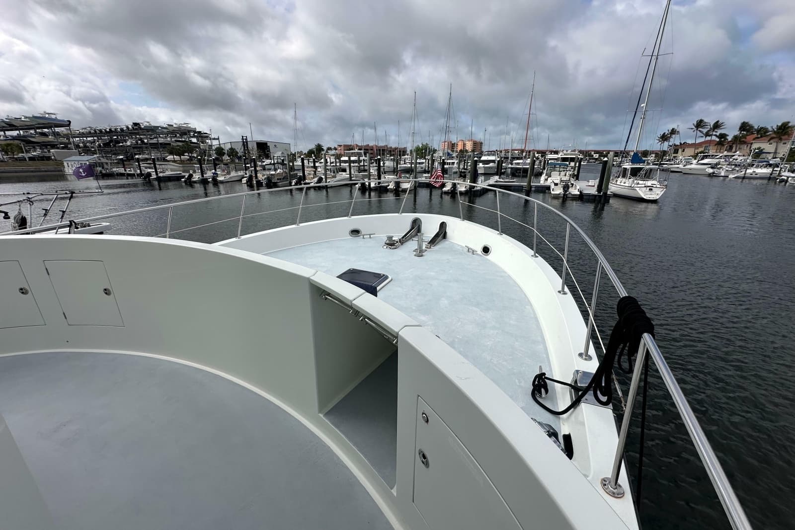 2005 Jefferson Pilothouse 63 - Photo 46