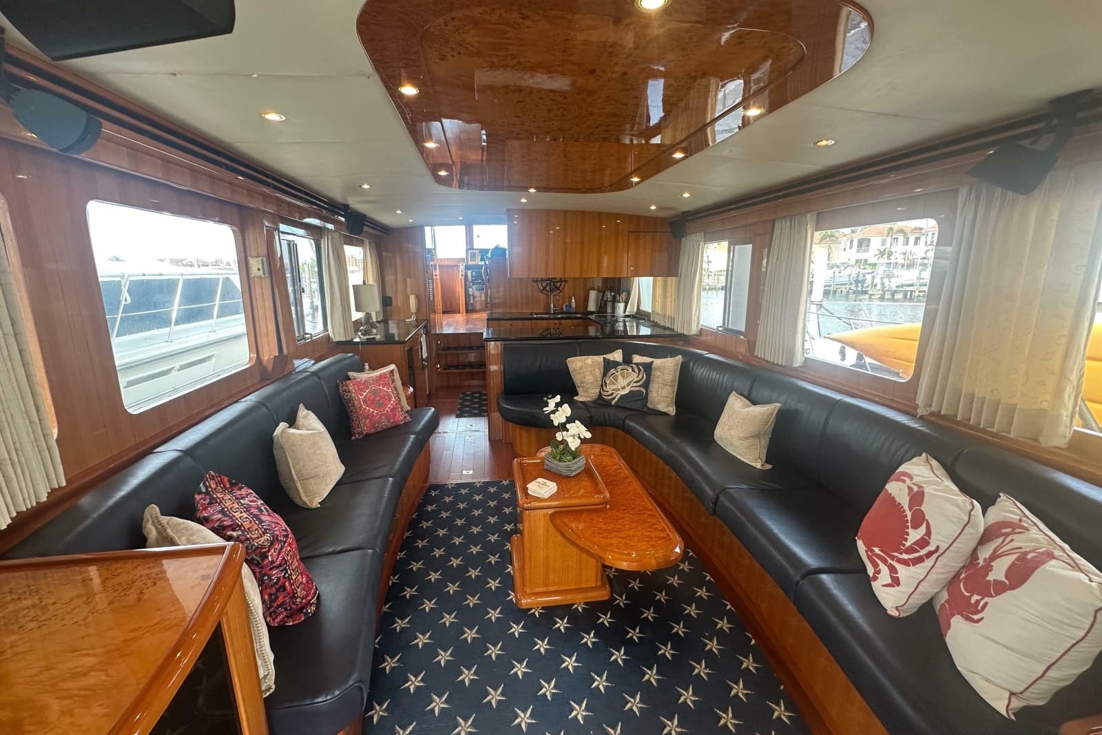 2005 Jefferson Pilothouse 63 - Photo 14