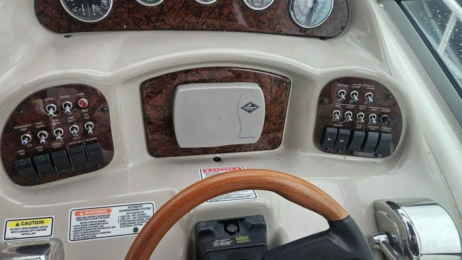 2006 Sea Ray 340 Sundancer - Photo 9