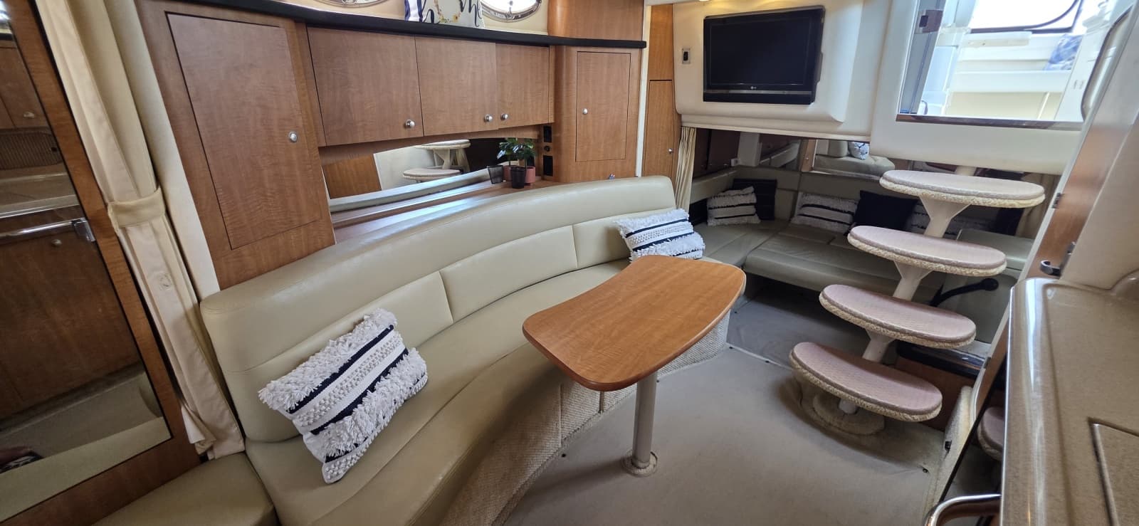 2006 Sea Ray 340 Sundancer - Photo 25