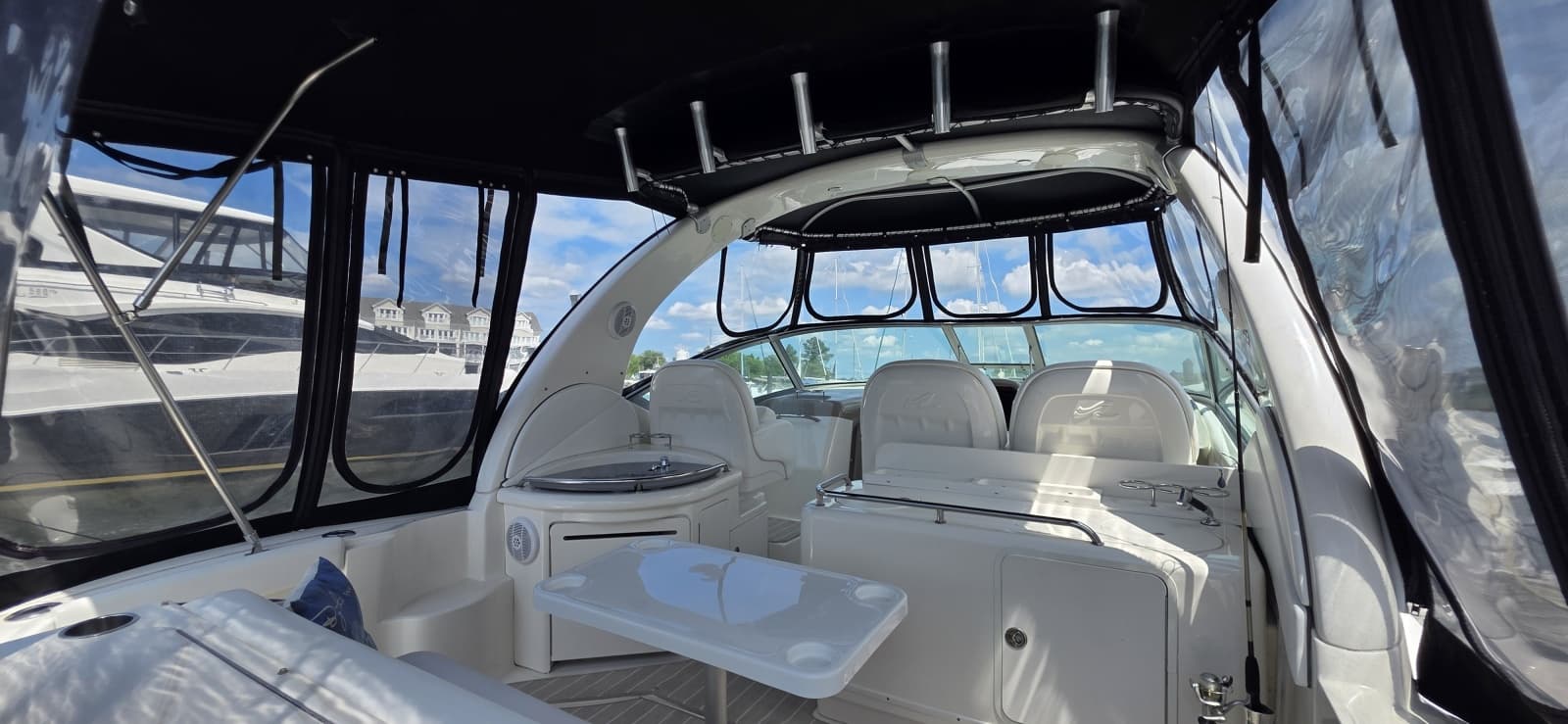 2006 Sea Ray 340 Sundancer - Photo 11