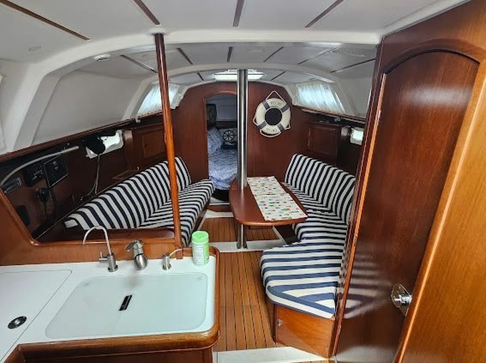 2004 Beneteau Oceanis Clipper 331 - Photo 7