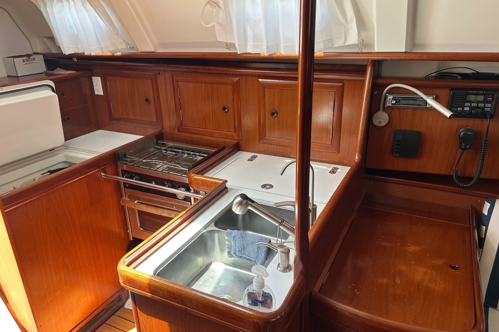 2004 Beneteau Oceanis Clipper 331 - Photo 43