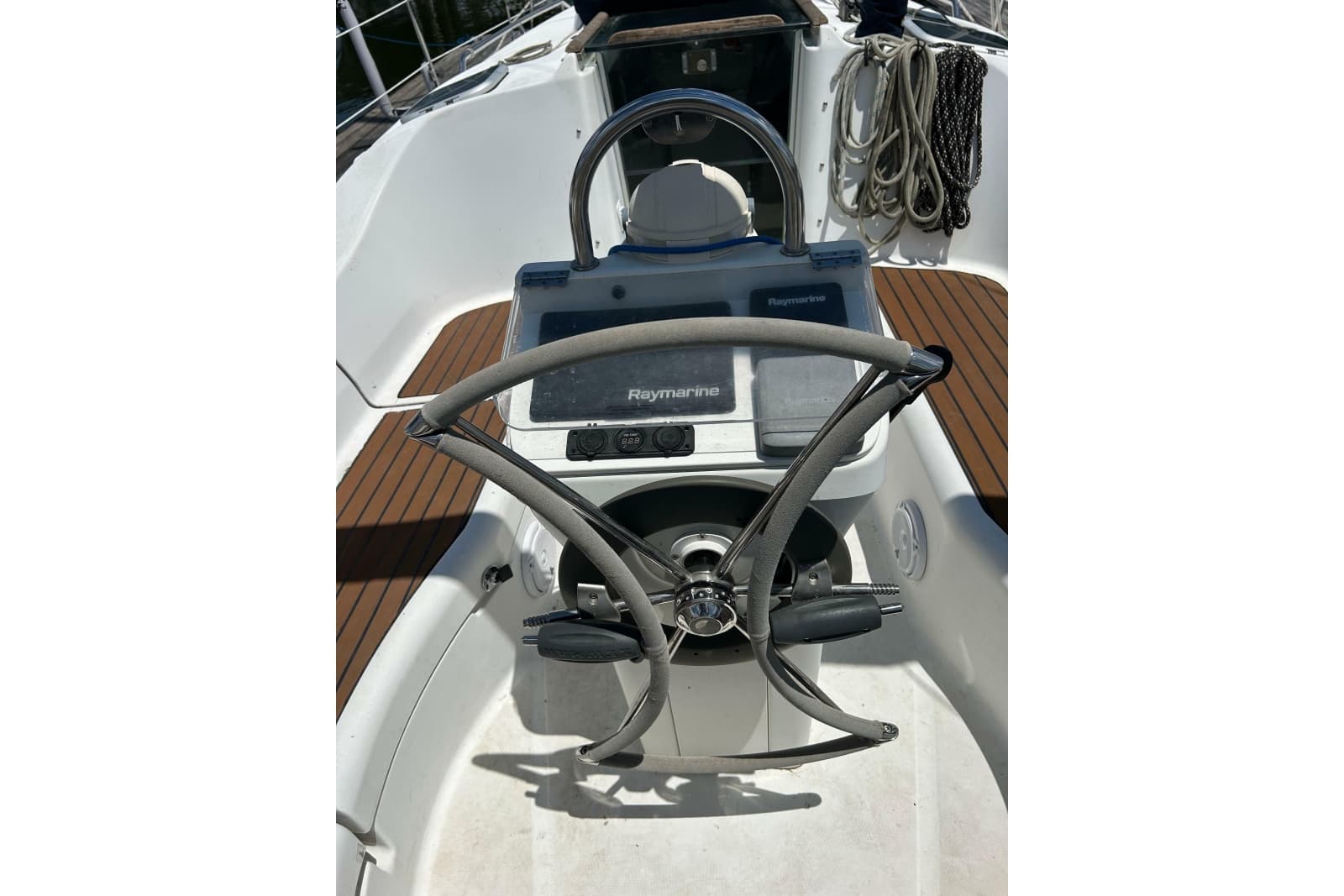 2004 Beneteau Oceanis Clipper 331 - Photo 29