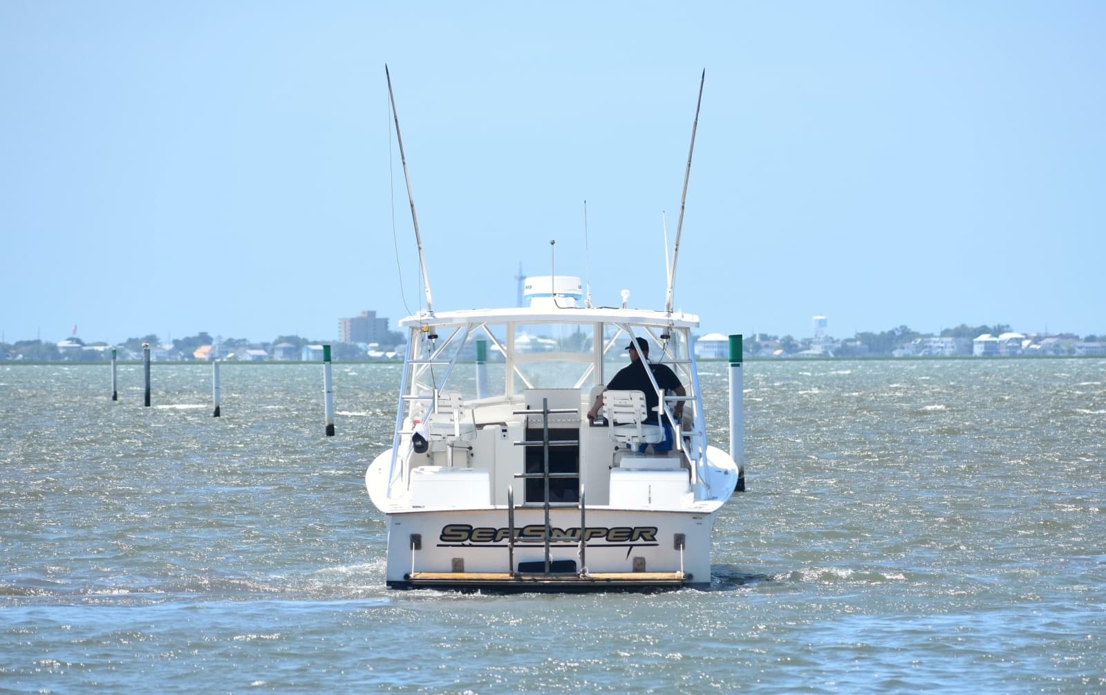 2004 Judge 34 Express - Photo 9