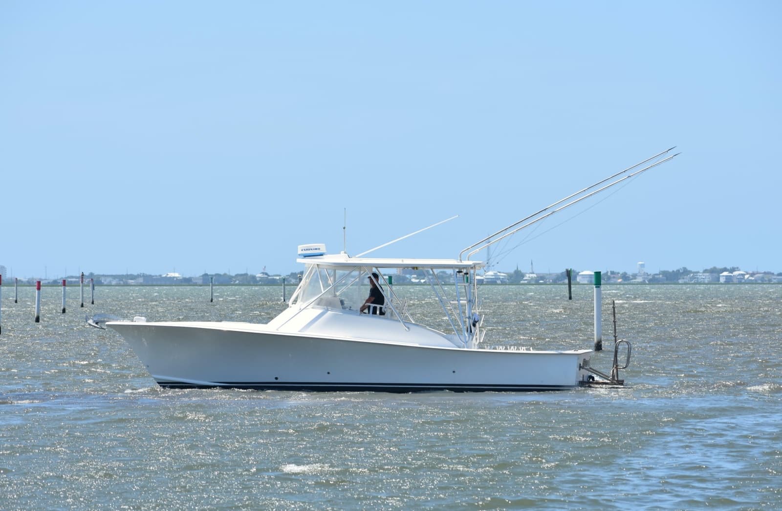 2004 Judge 34 Express - Photo 1