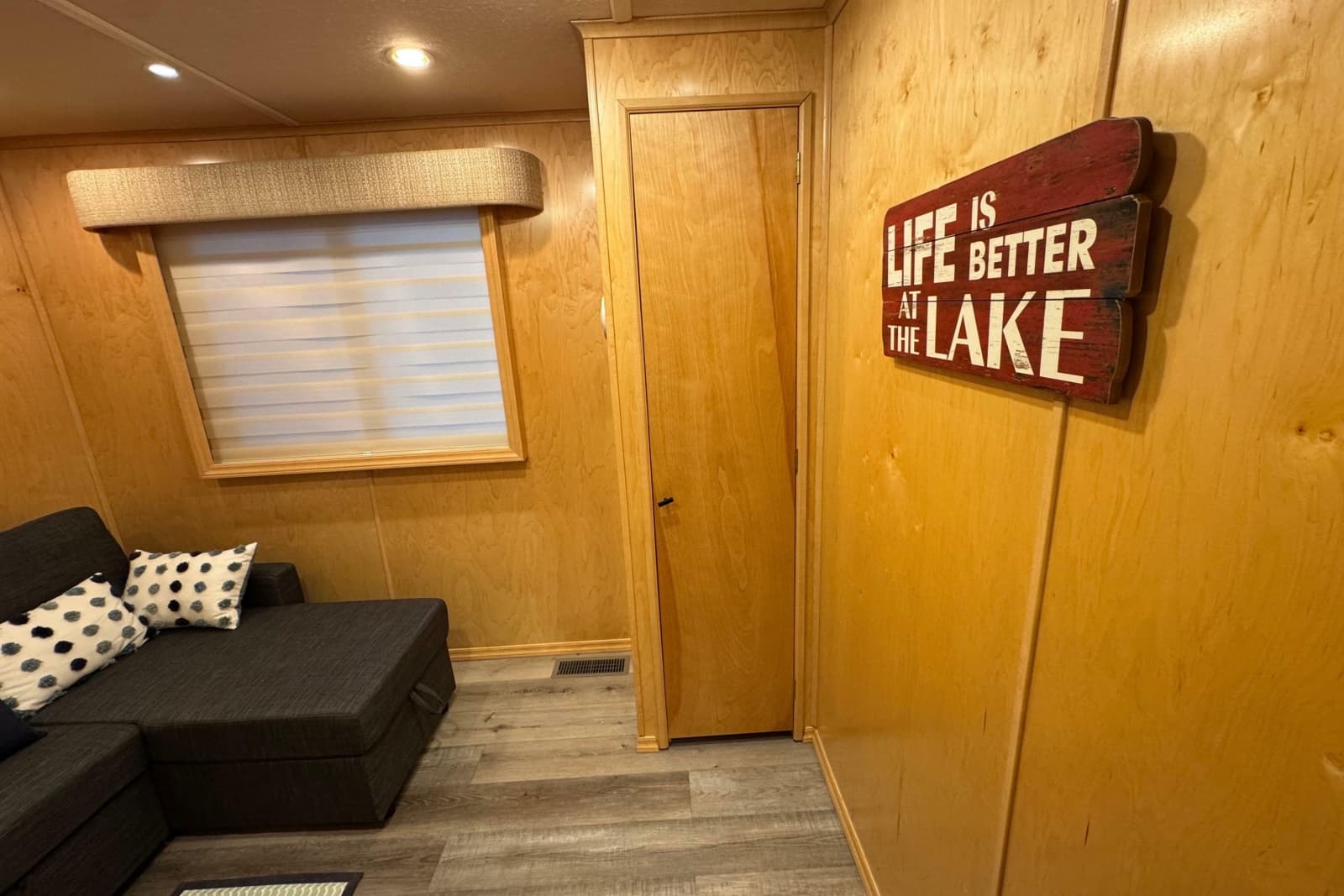 2004 Starlite 65x16 - Photo 52