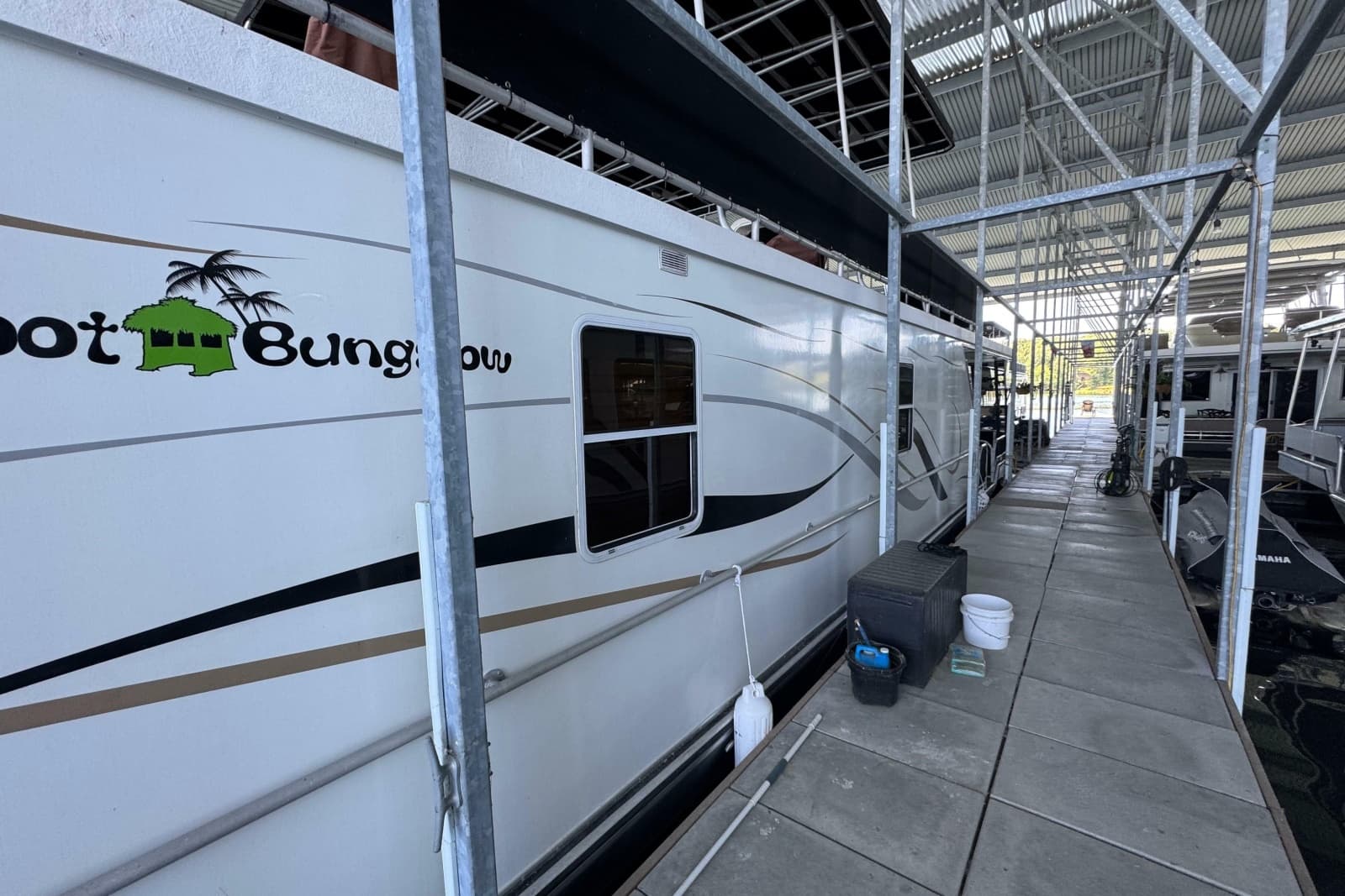 2004 Starlite 65x16 - Photo 11