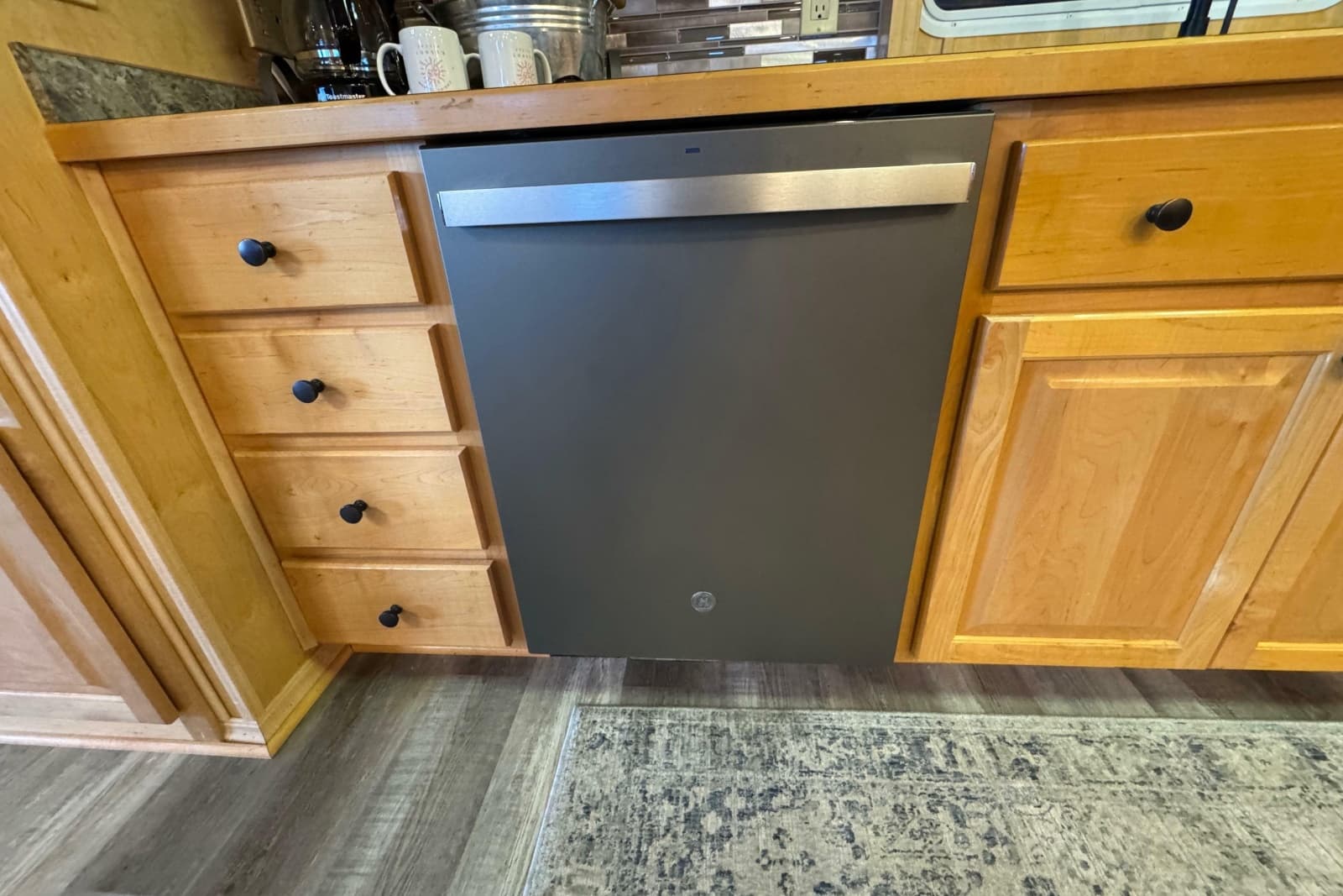 2004 Starlite 65x16 - Photo 37
