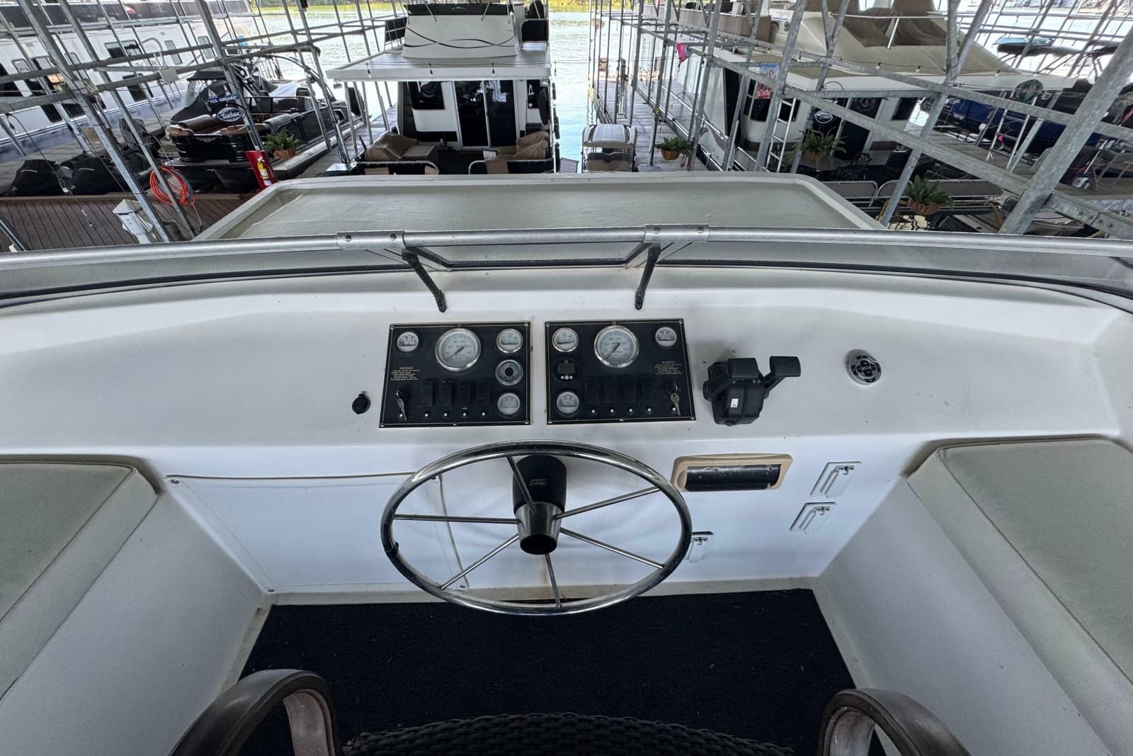 2004 Starlite 65x16 - Photo 93