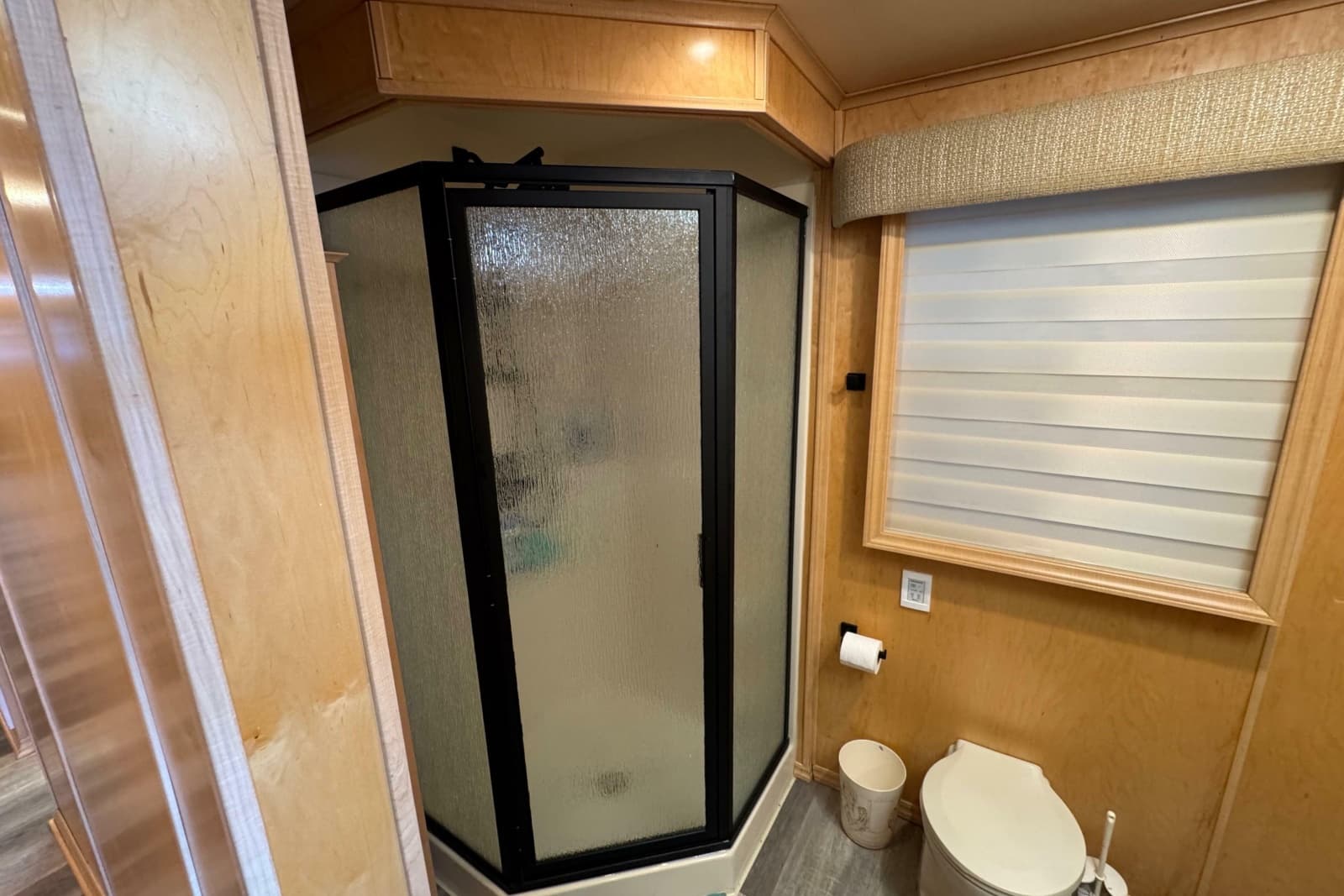 2004 Starlite 65x16 - Photo 69