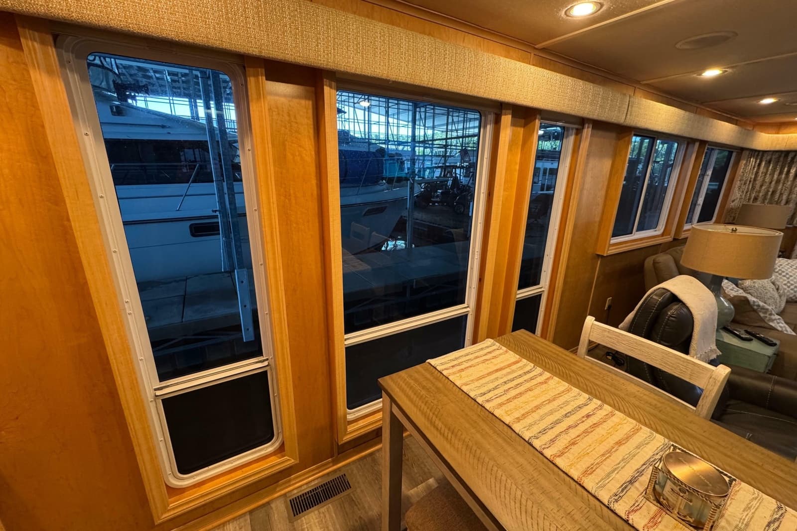 2004 Starlite 65x16 - Photo 47