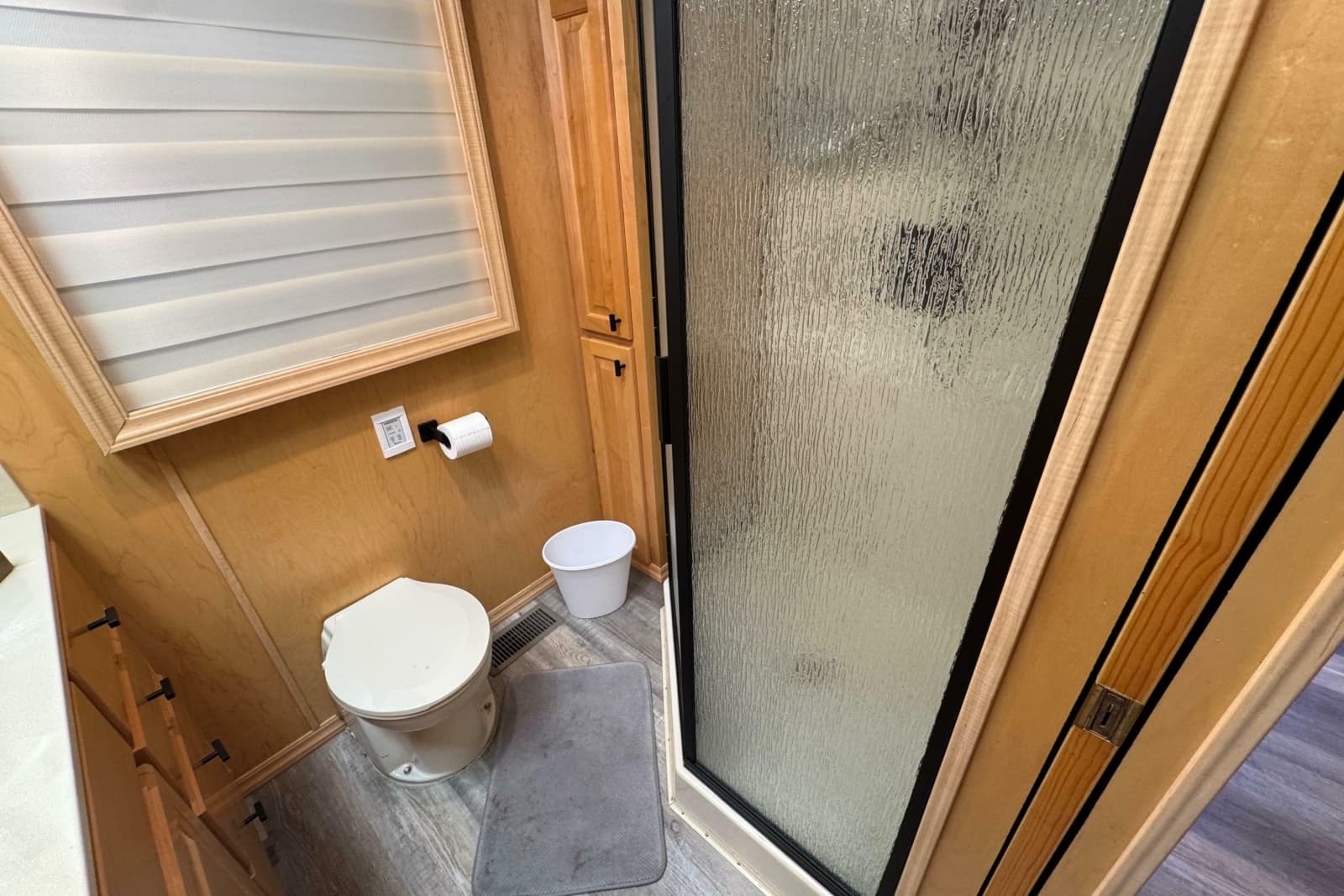 2004 Starlite 65x16 - Photo 55