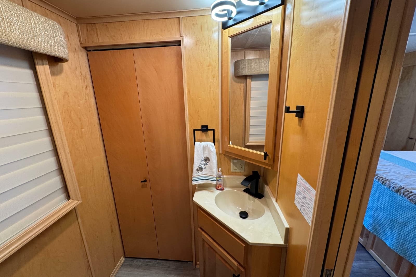 2004 Starlite 65x16 - Photo 65