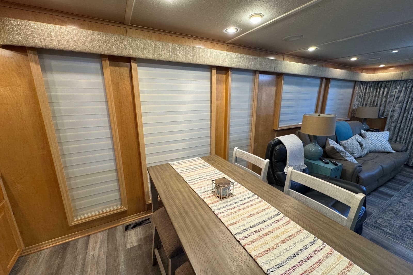 2004 Starlite 65x16 - Photo 50