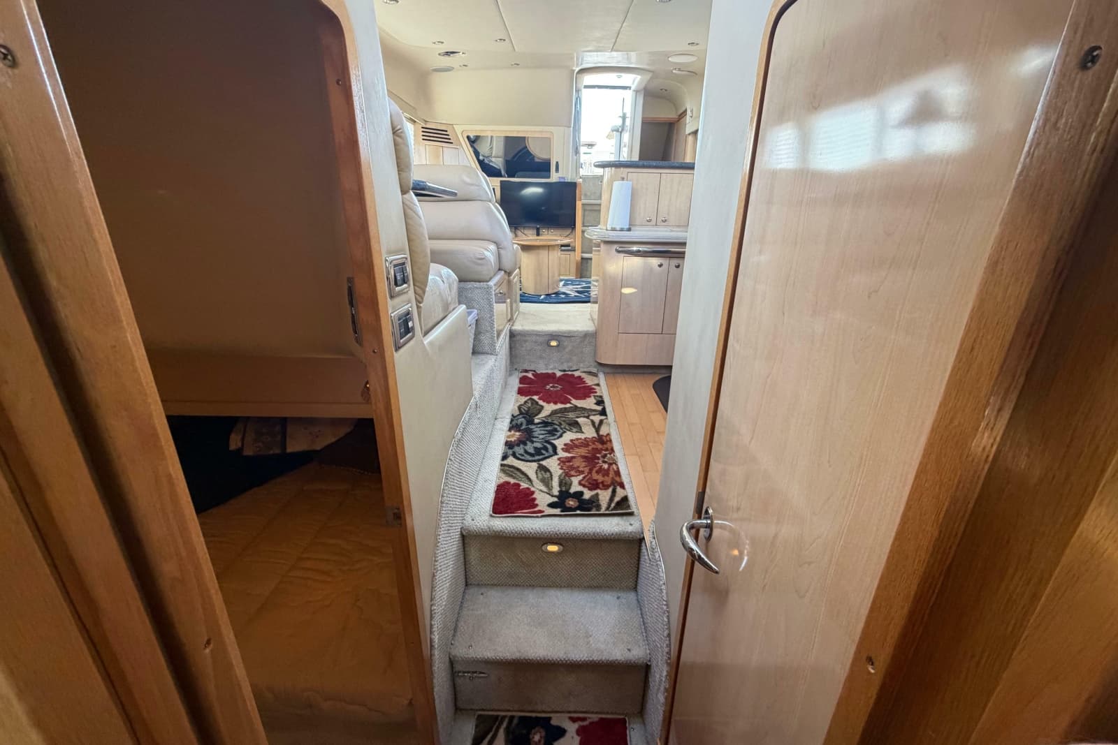 2002 Sea Ray 480 Motor Yacht - Photo 23