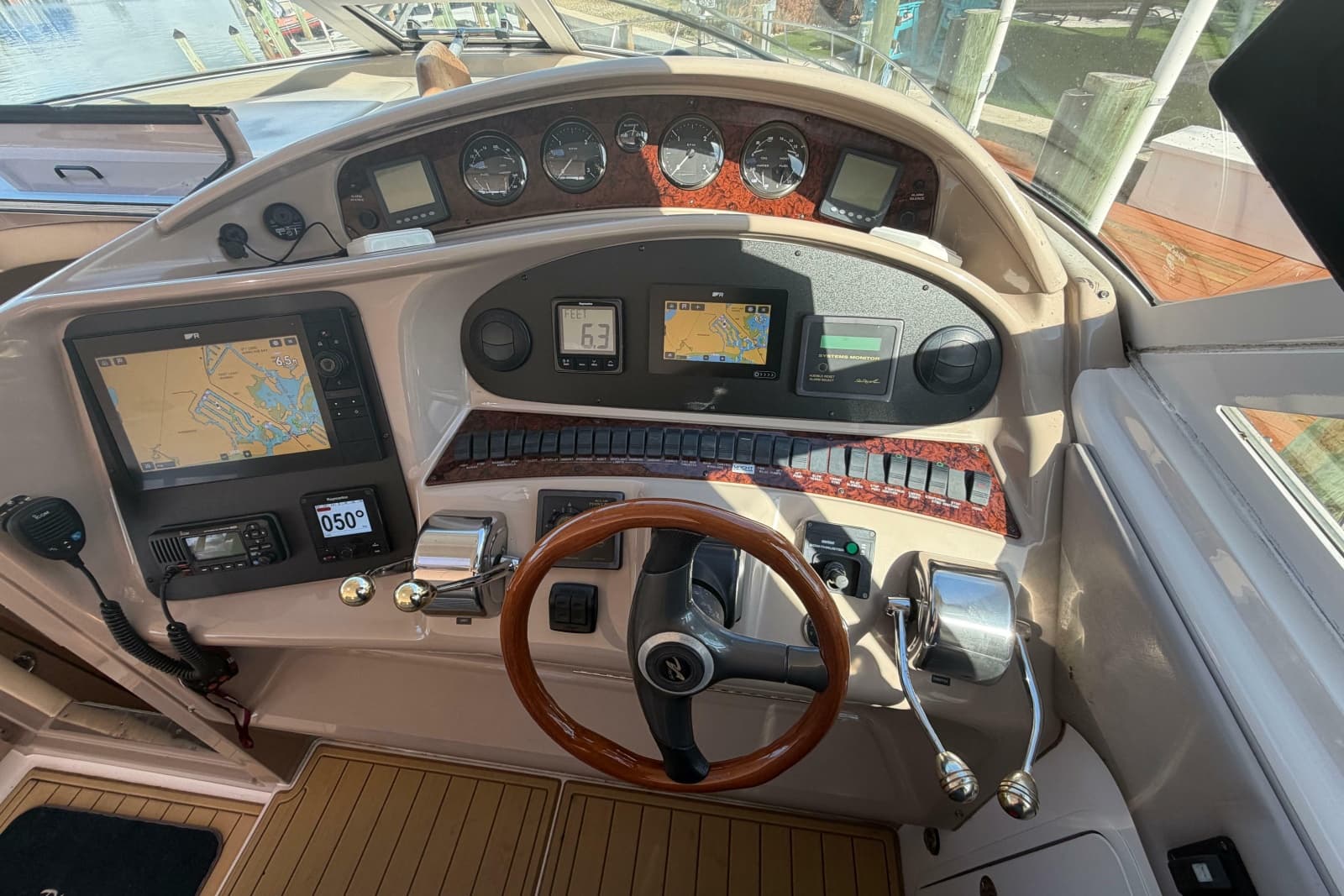 2002 Sea Ray 480 Motor Yacht - Photo 16