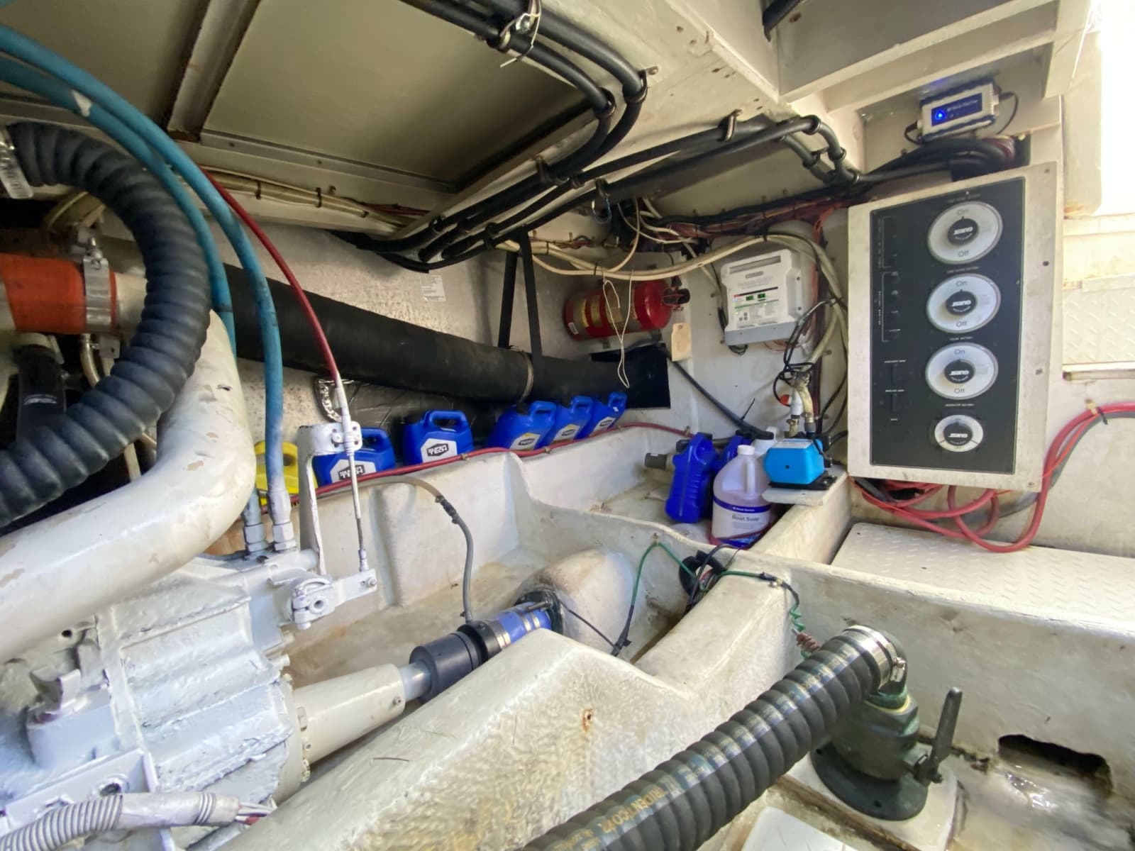 2001 Bayliner 3988 Motoryacht - Photo 40