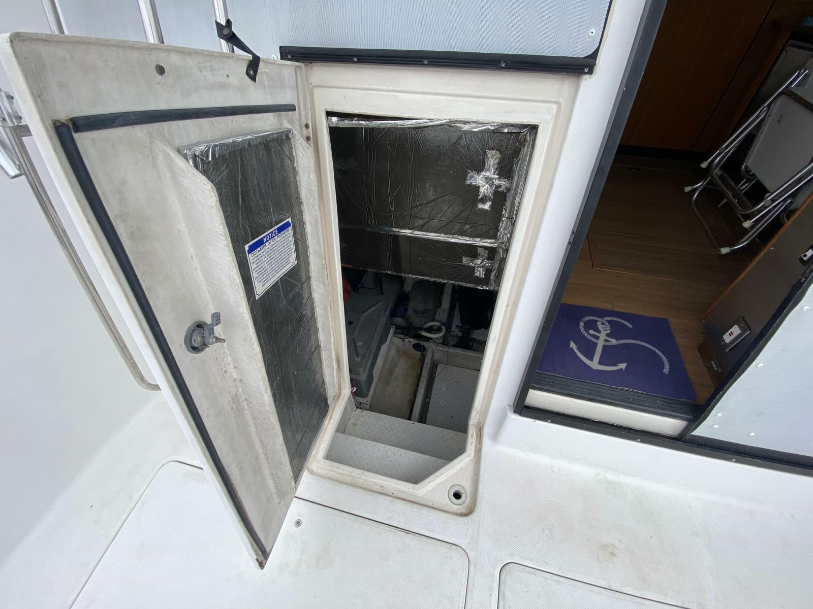 2001 Bayliner 3988 Motoryacht - Photo 37