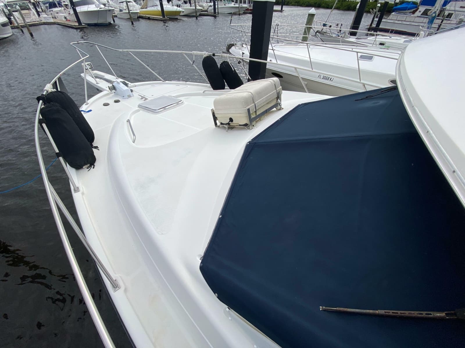 2001 Bayliner 3988 Motoryacht - Photo 51