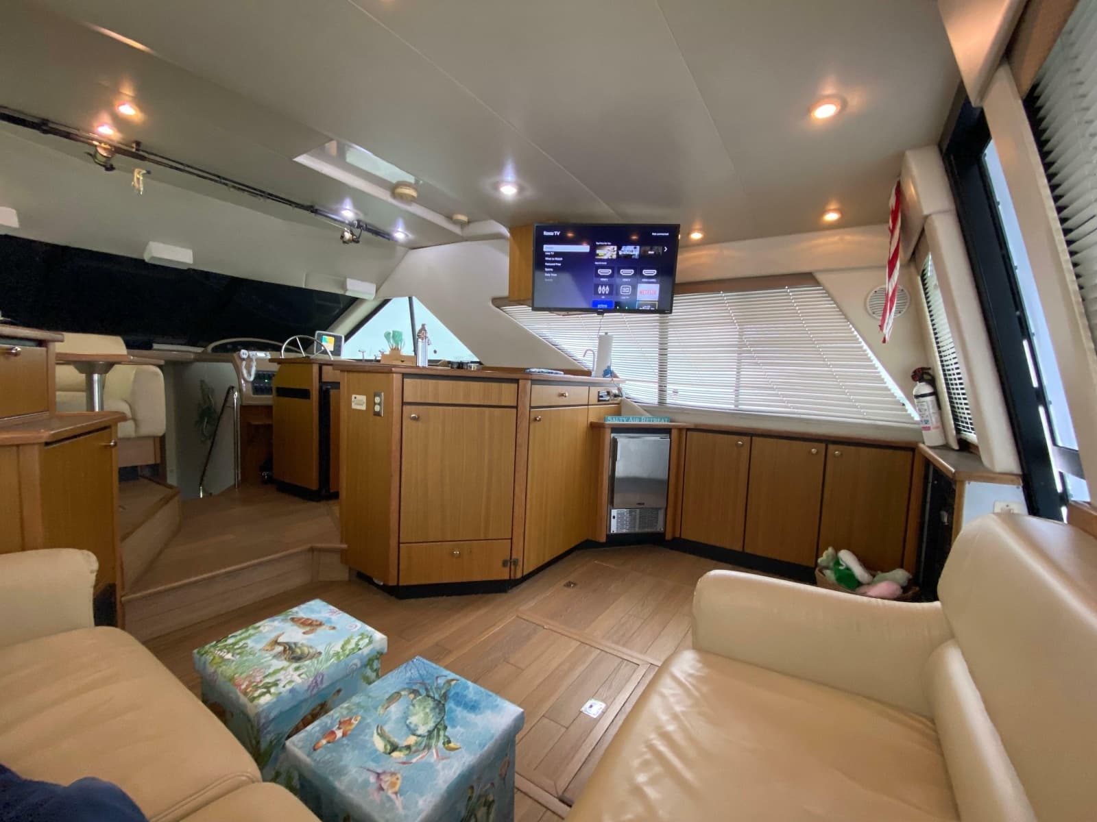 2001 Bayliner 3988 Motoryacht - Photo 11