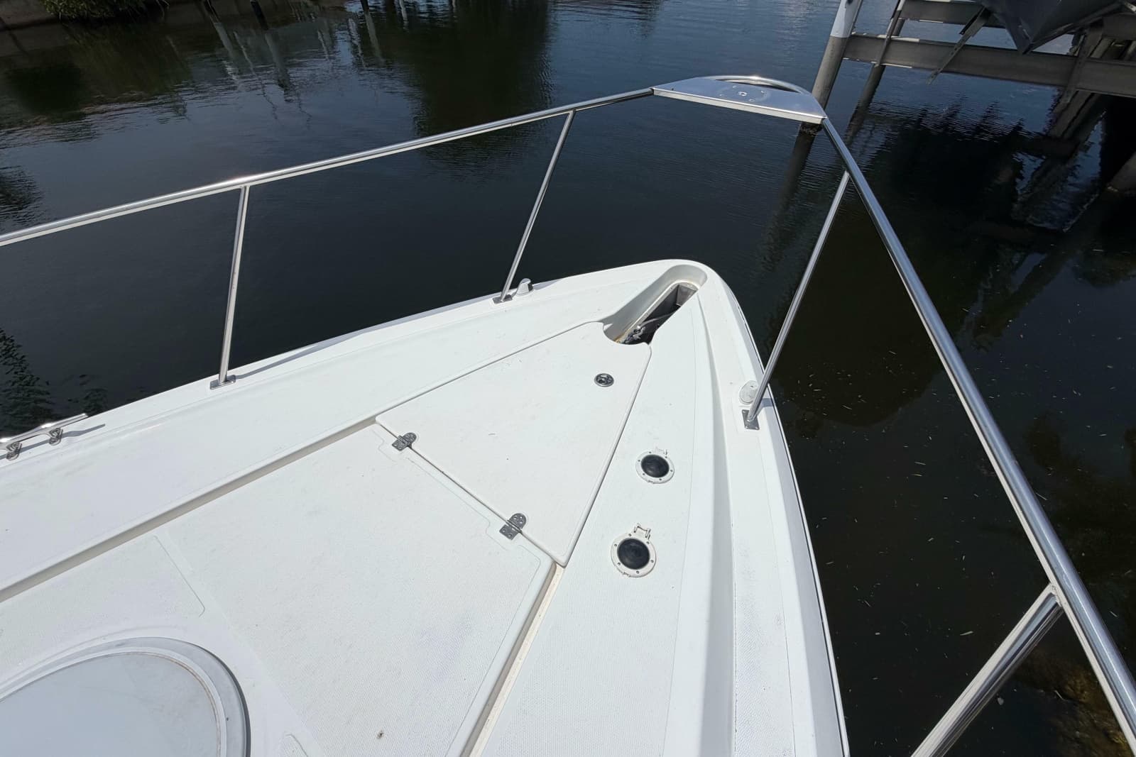 2001 Cruisers Yachts 3672 Express - Photo 21