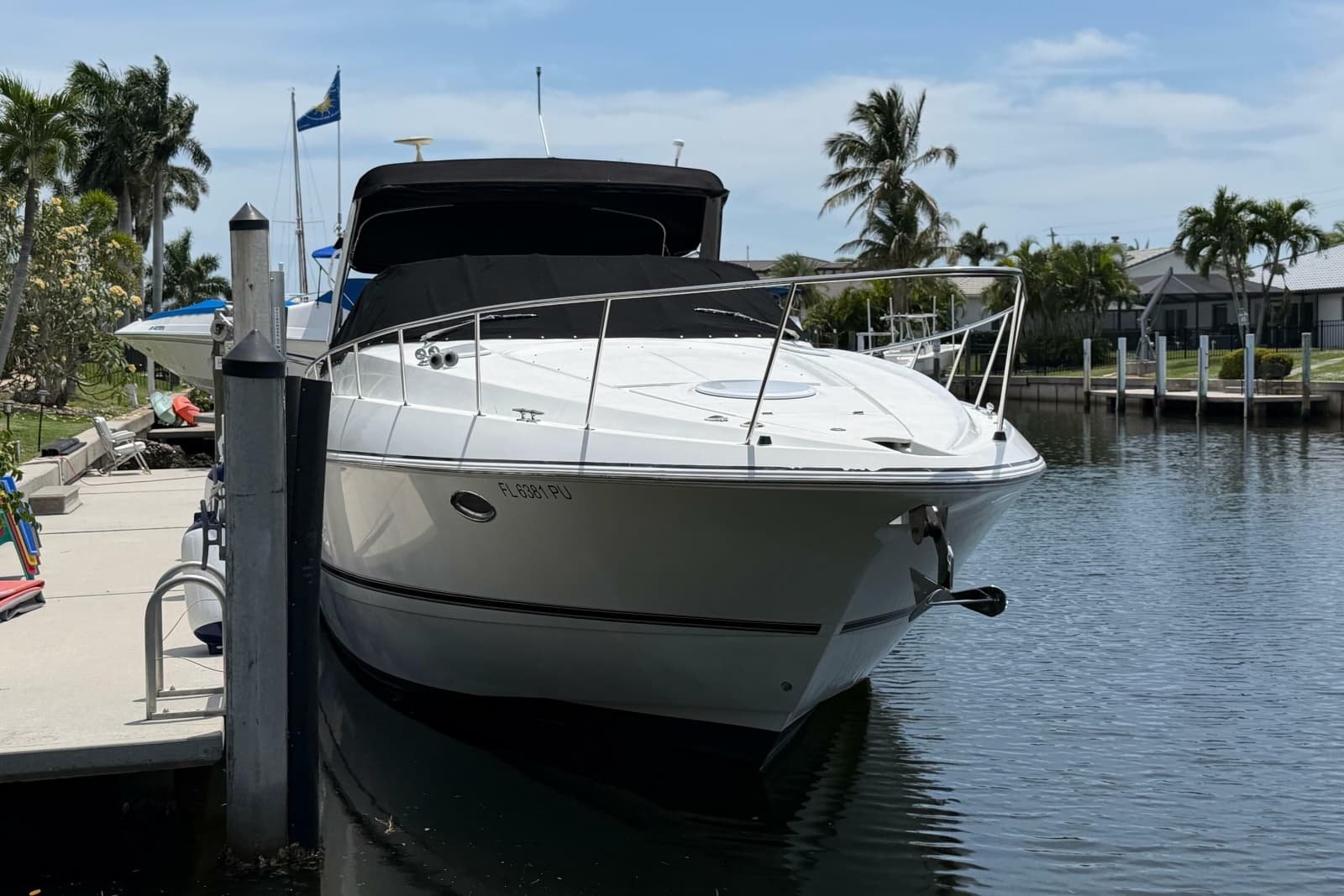 2001 Cruisers Yachts 3672 Express - Photo 4