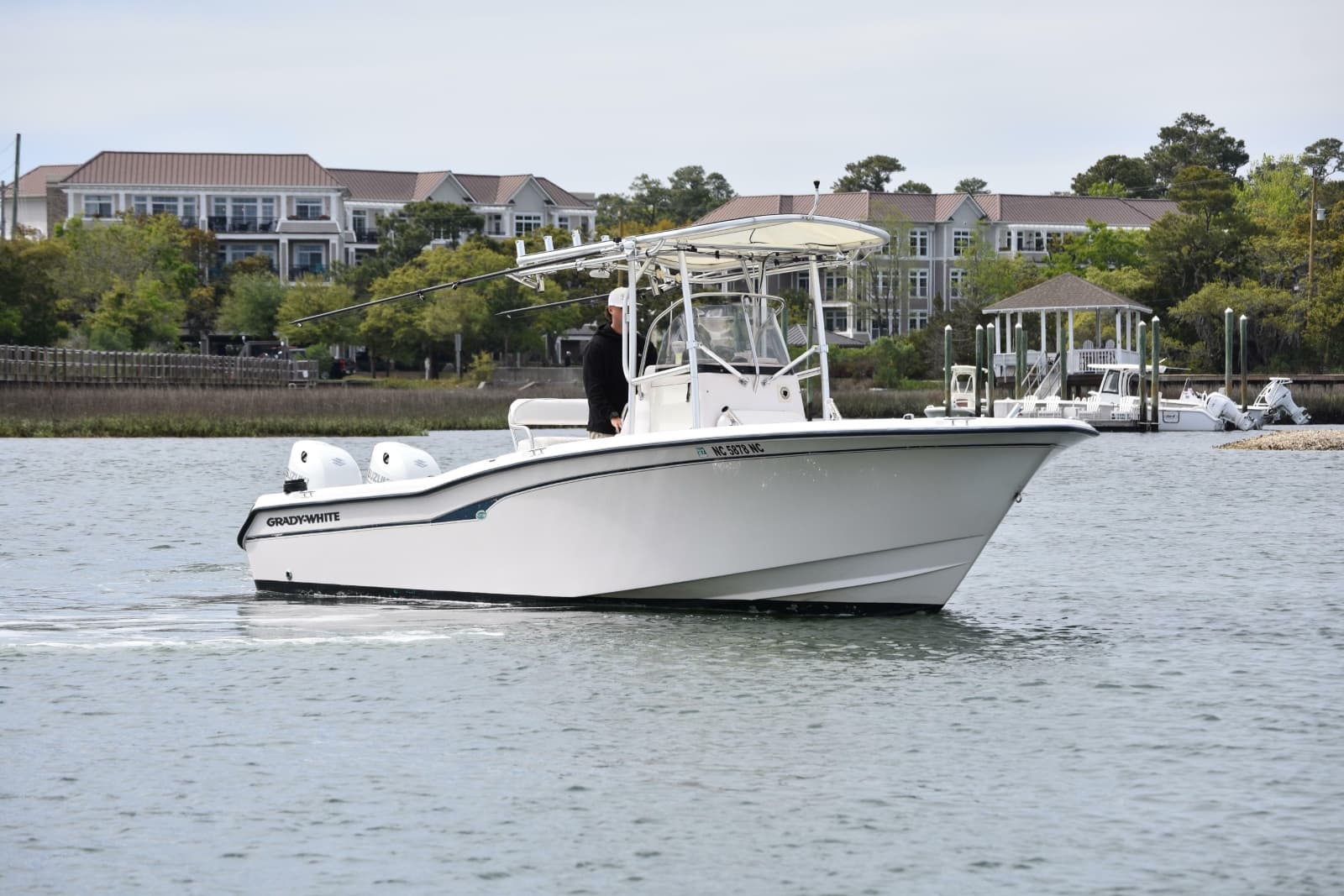 2001 Grady-White Advance 247 - Photo 1