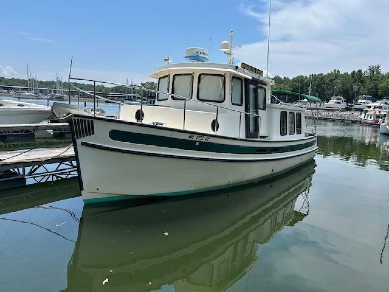2001 Nordic Tugs 32 - Photo 2