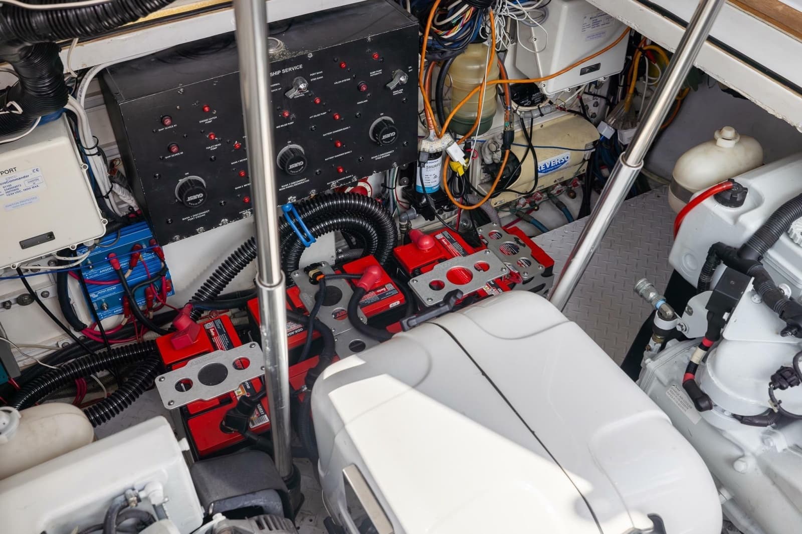 2001 Predator 35 Express - Photo 51