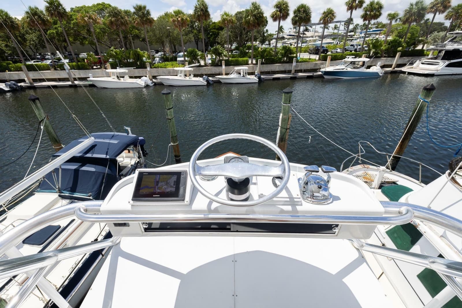 2001 Predator 35 Express - Photo 42