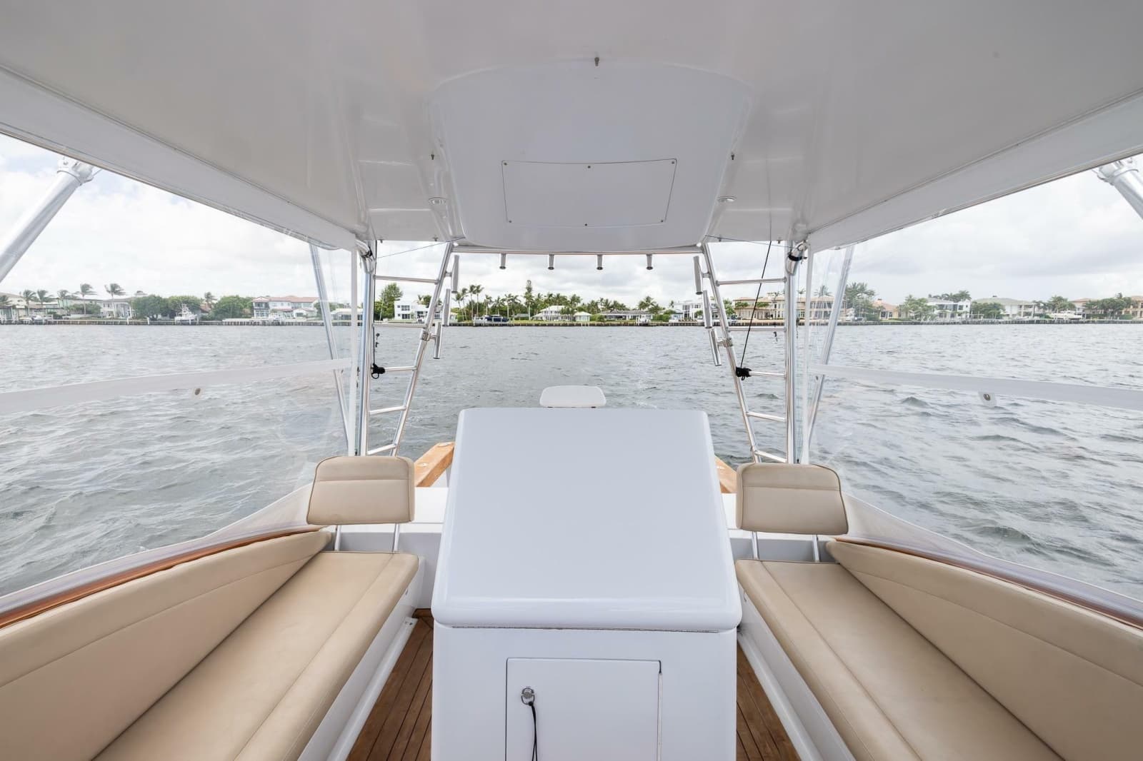 2001 Predator 35 Express - Photo 20