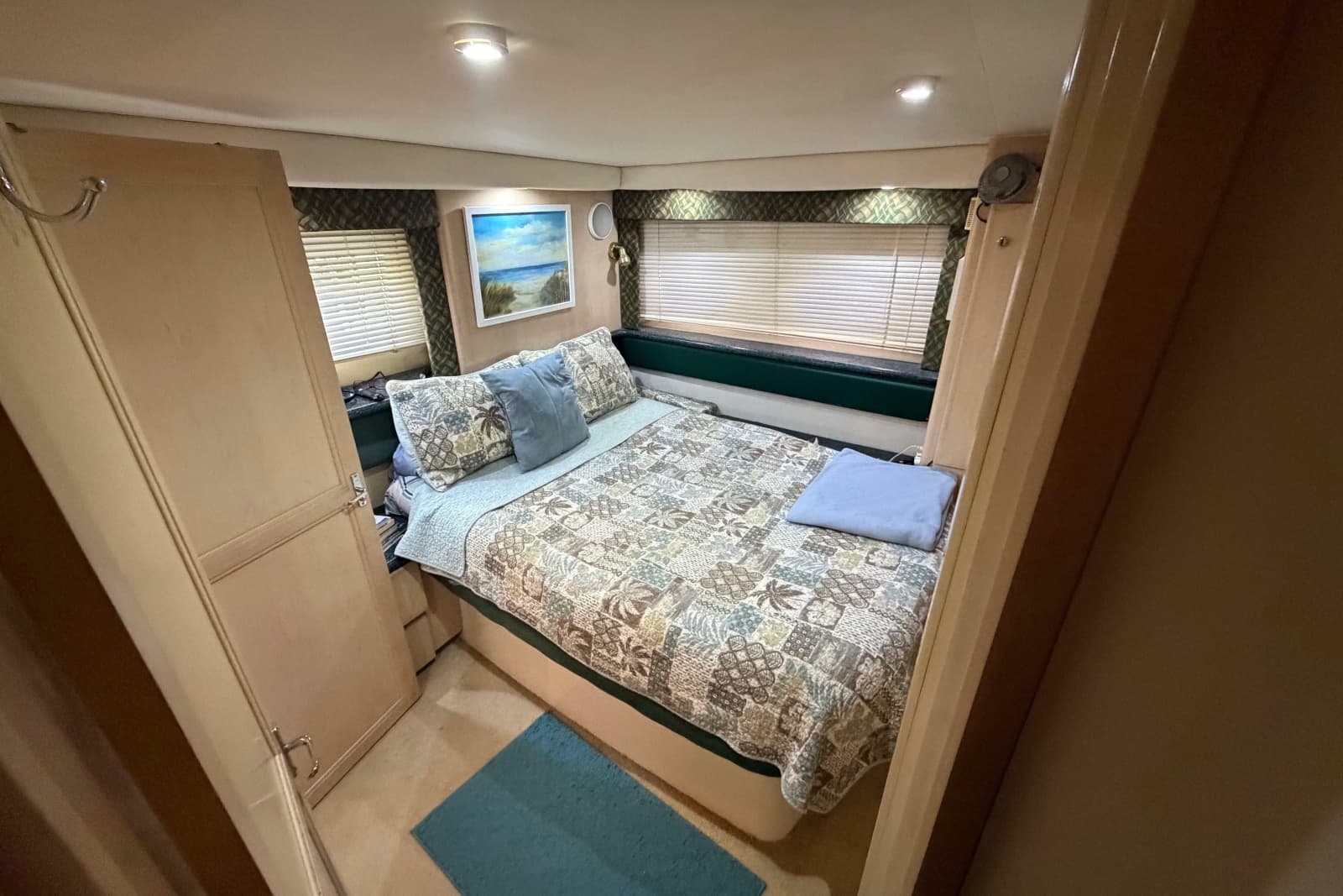 2000 Carver 356 Aft Cabin Motor Yacht - Photo 33