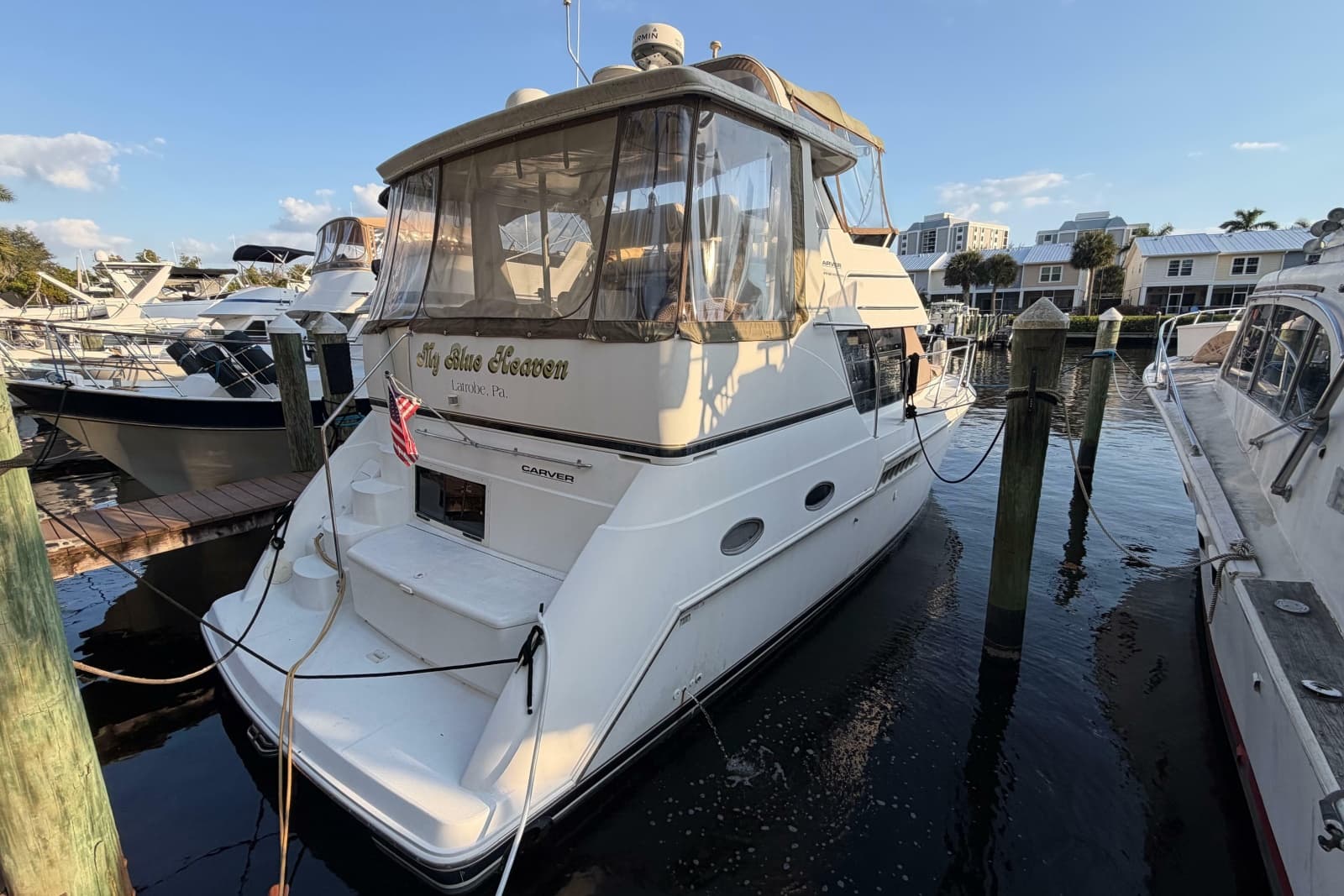 2000 Carver 356 Aft Cabin Motor Yacht - Photo 1
