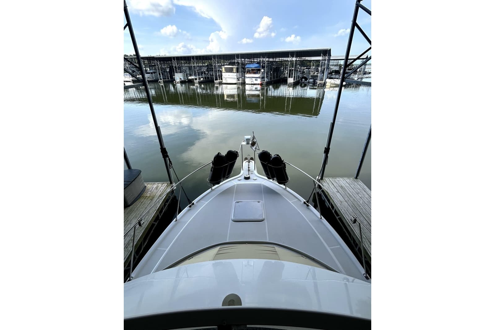 1999 Carver 326 Aft Cabin Motor Yacht - Photo 4