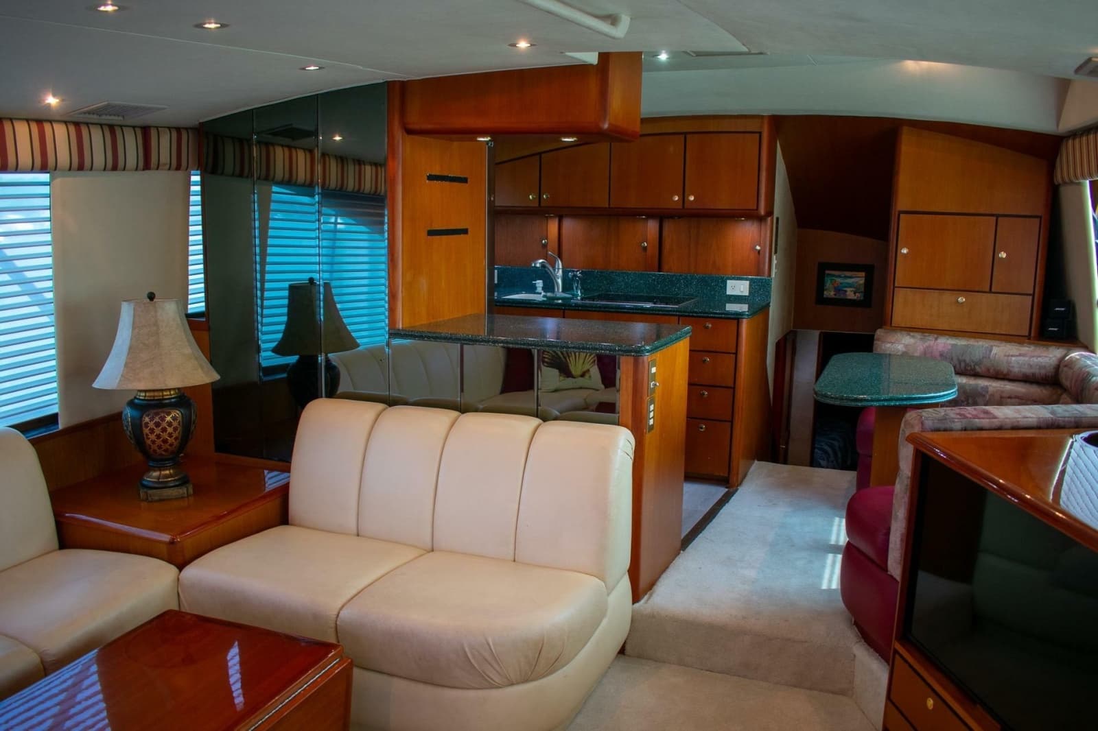 1999 Ocean Yachts 56 Super Sport - Photo 12