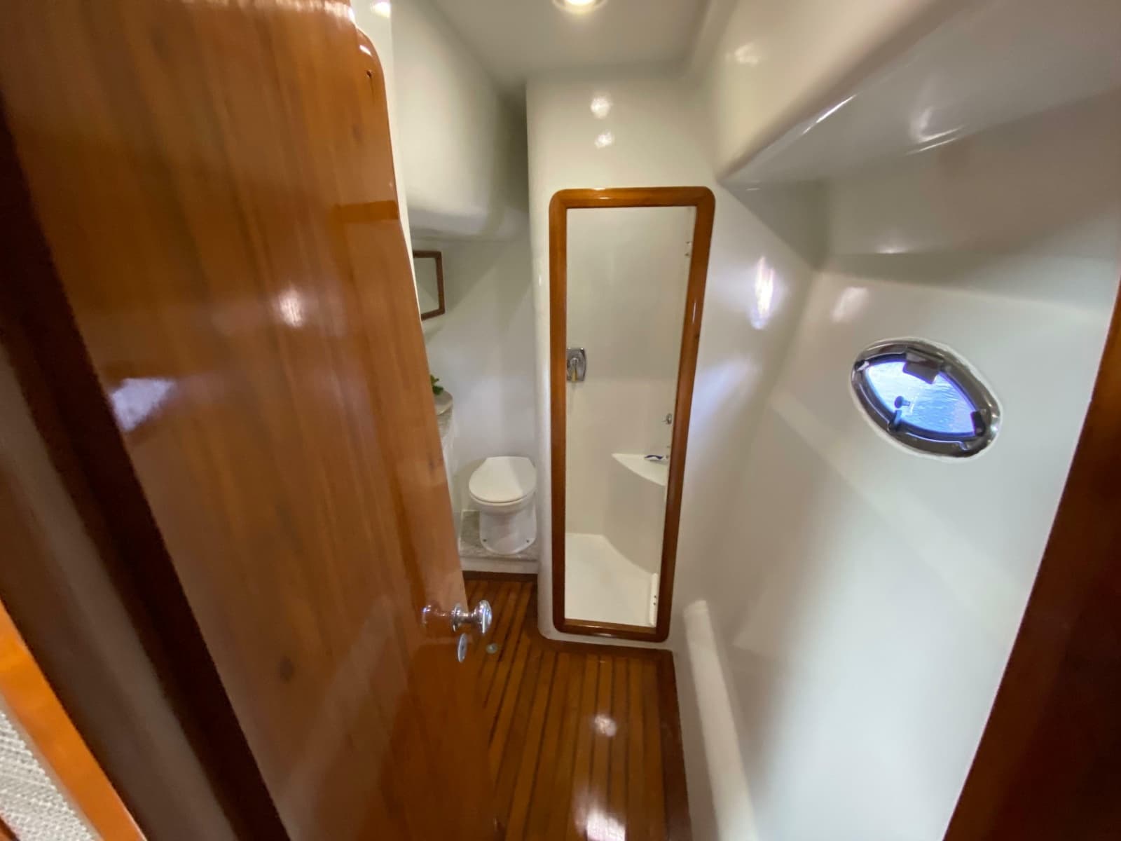 1995 Mares 58 Power Cat - Photo 50
